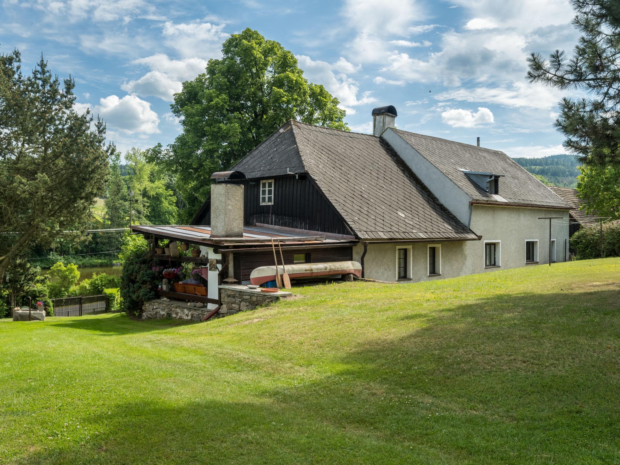 Photo 9 - Maison de 3 chambres à Bělá nad Radbuzou avec jardin et terrasse