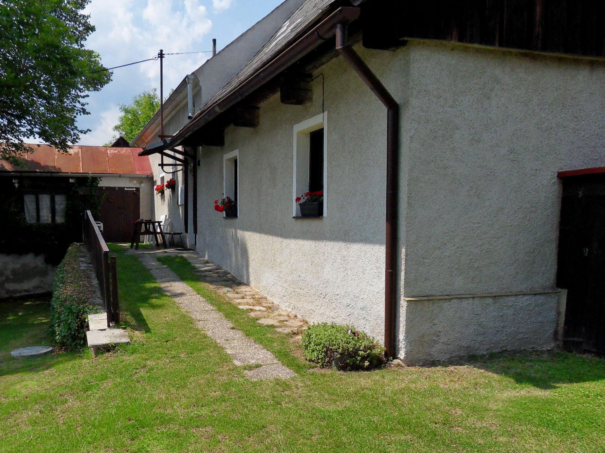 Foto 11 - Casa con 3 camere da letto a Bělá nad Radbuzou con giardino e terrazza