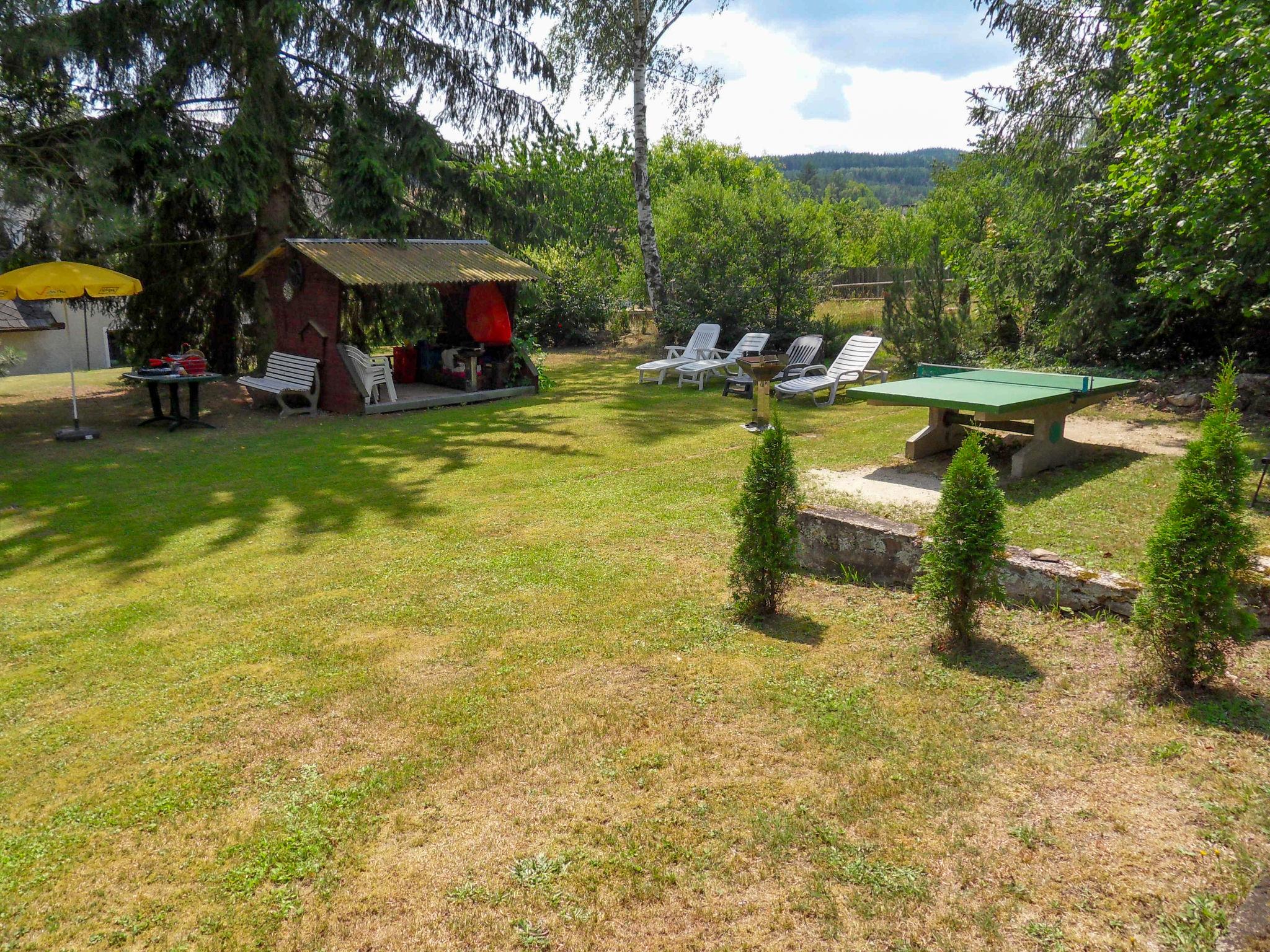 Photo 26 - Maison de 3 chambres à Bělá nad Radbuzou avec jardin et terrasse