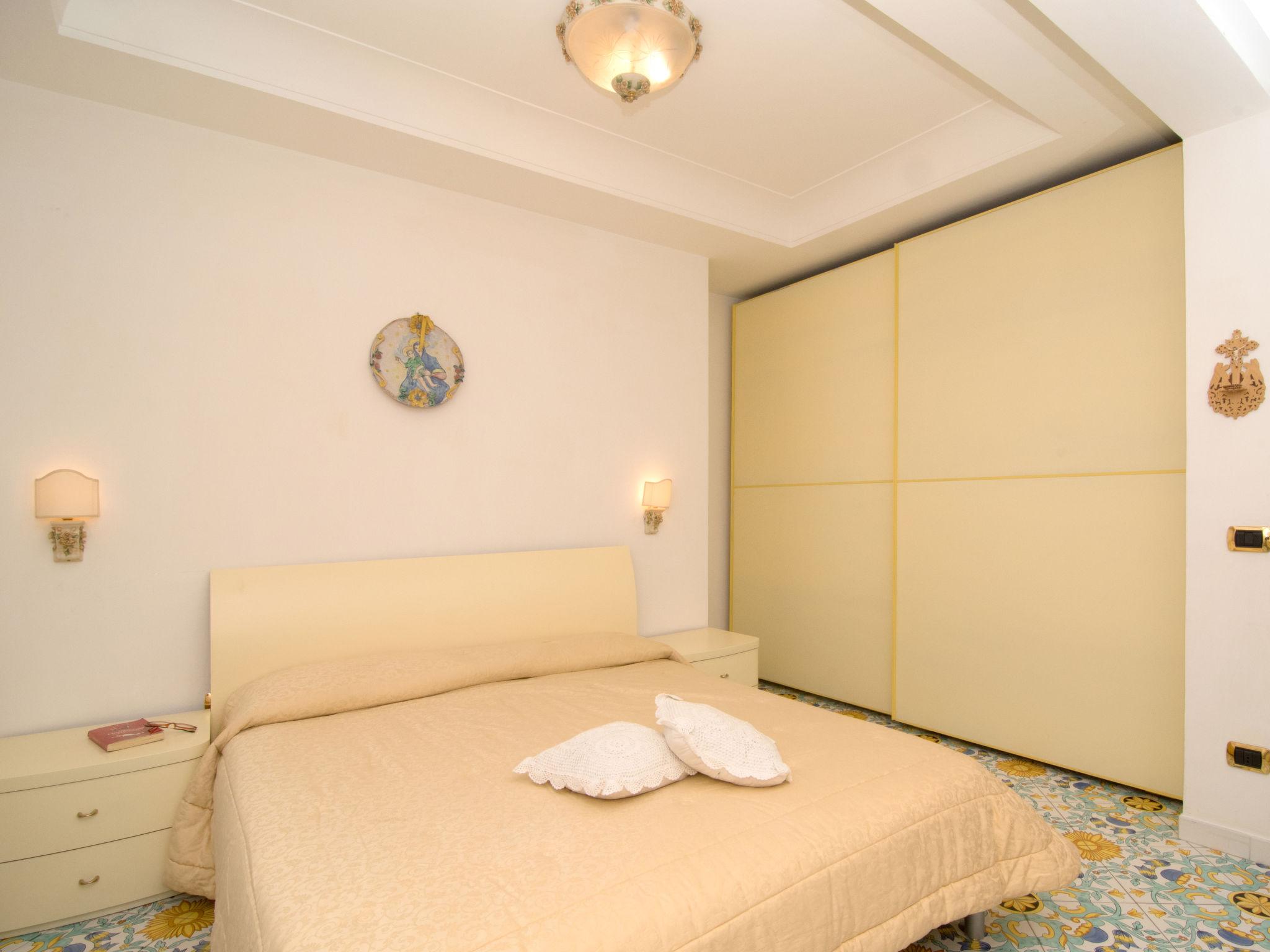 Foto 14 - Apartamento de 2 quartos em Sorrento com piscina e vistas do mar