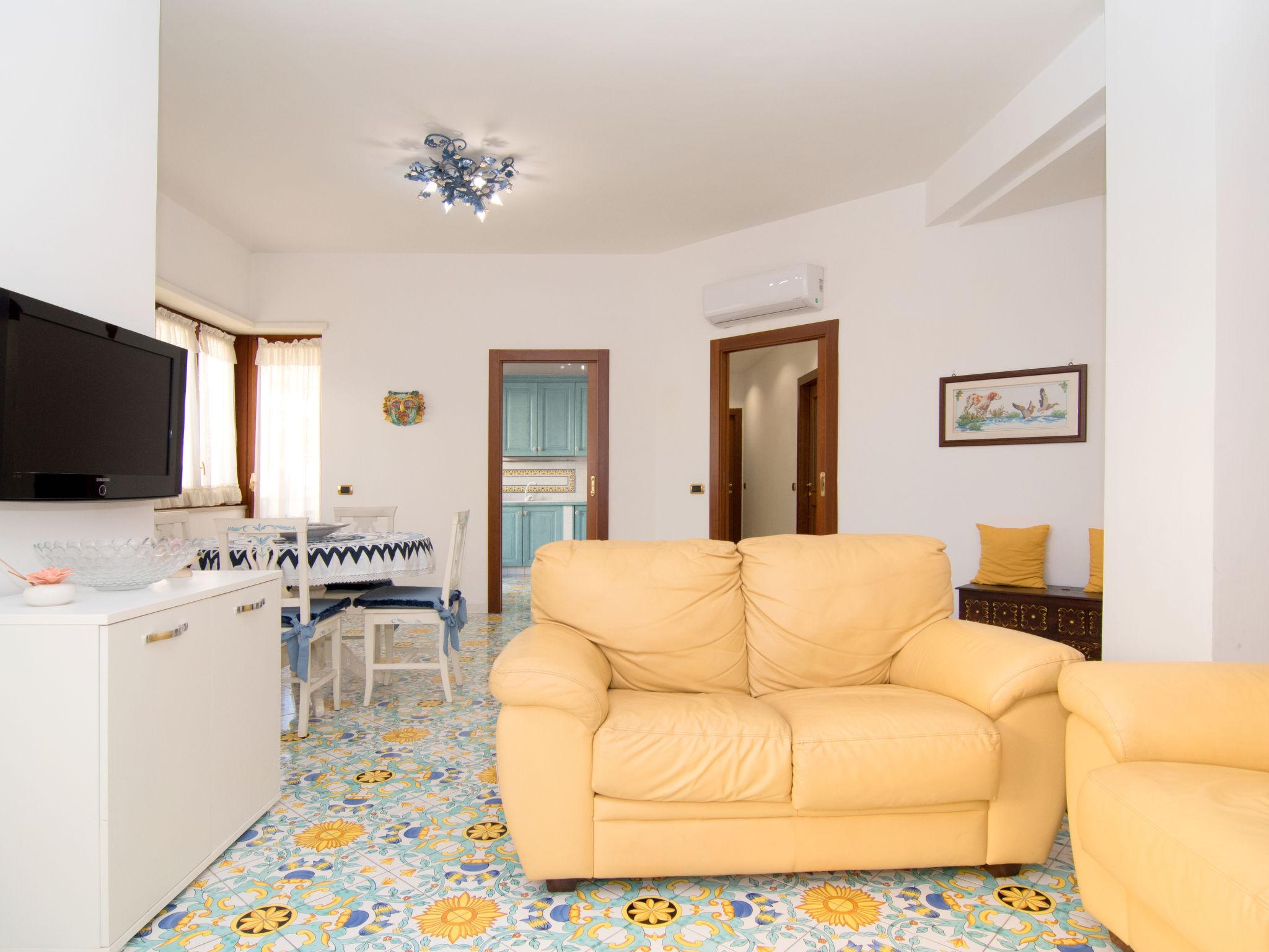 Foto 9 - Apartamento de 2 quartos em Sorrento com piscina