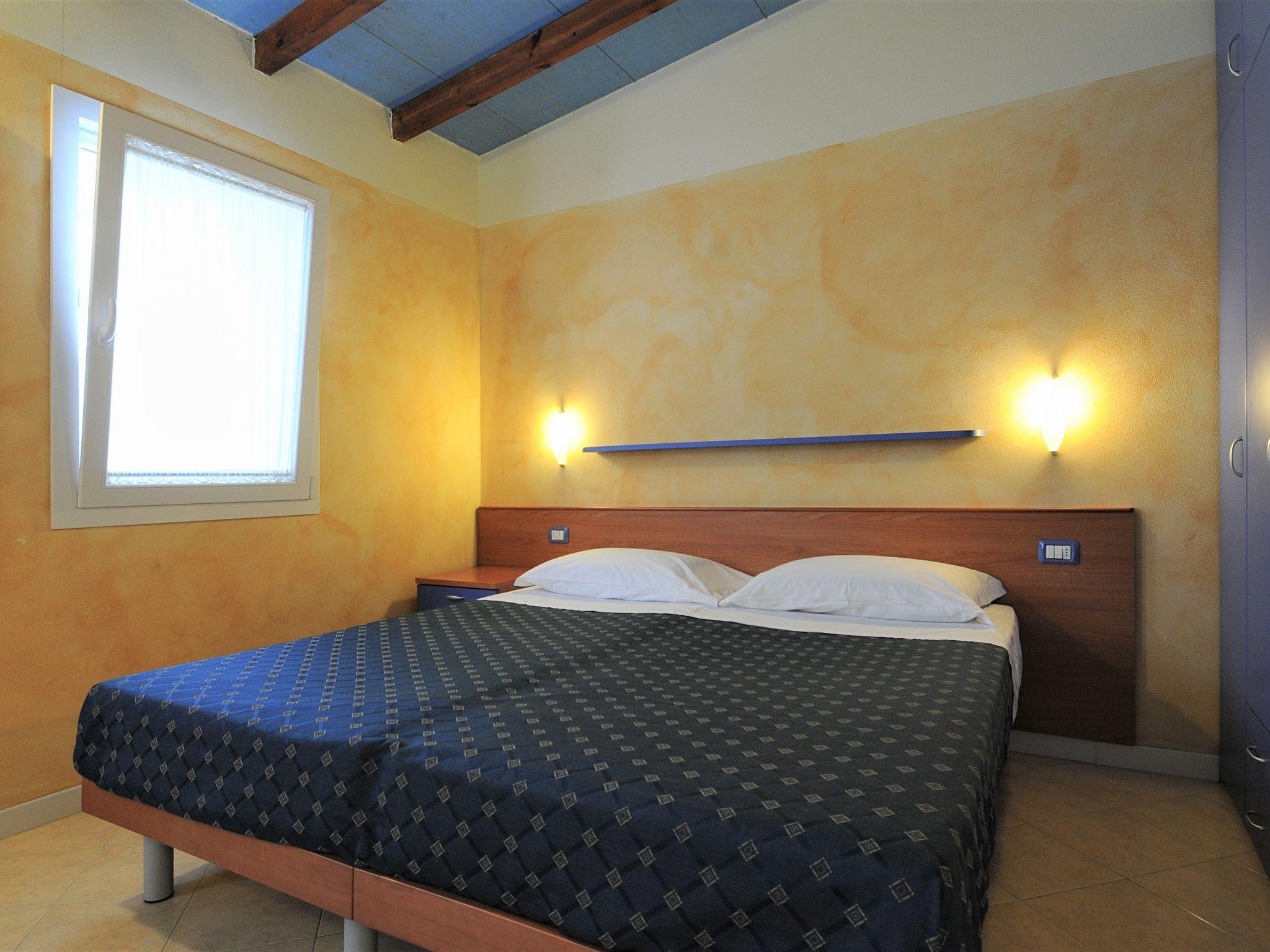 Foto 3 - Apartamento de 1 habitación en Comacchio con piscina y vistas al mar