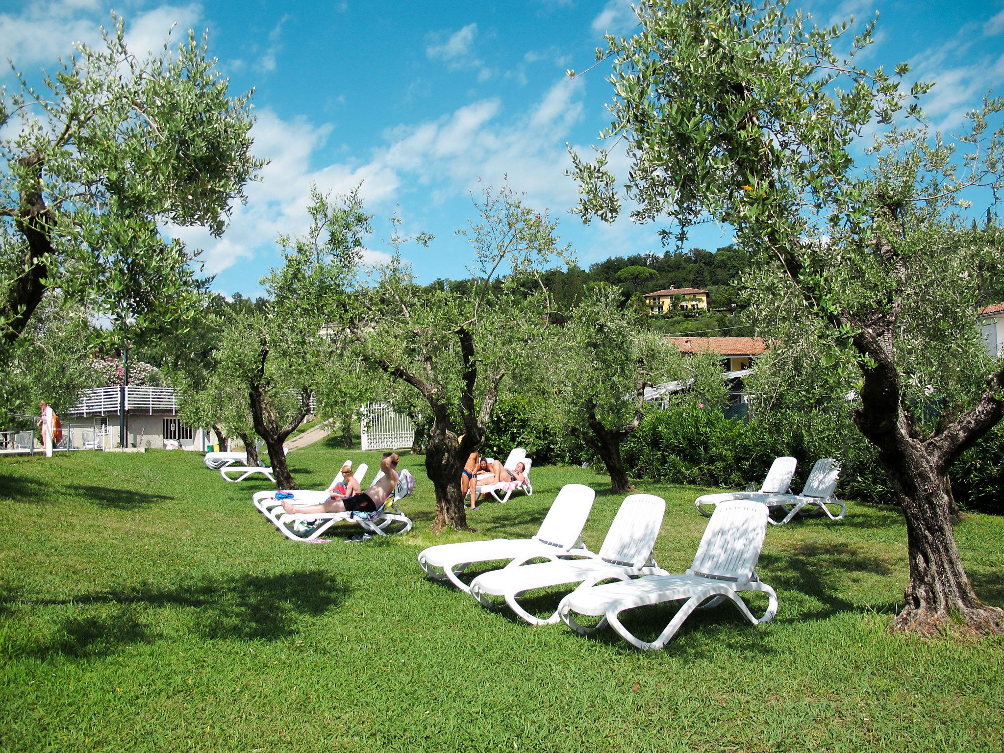 Photo 20 - Maison de 1 chambre à Manerba del Garda avec piscine et jardin