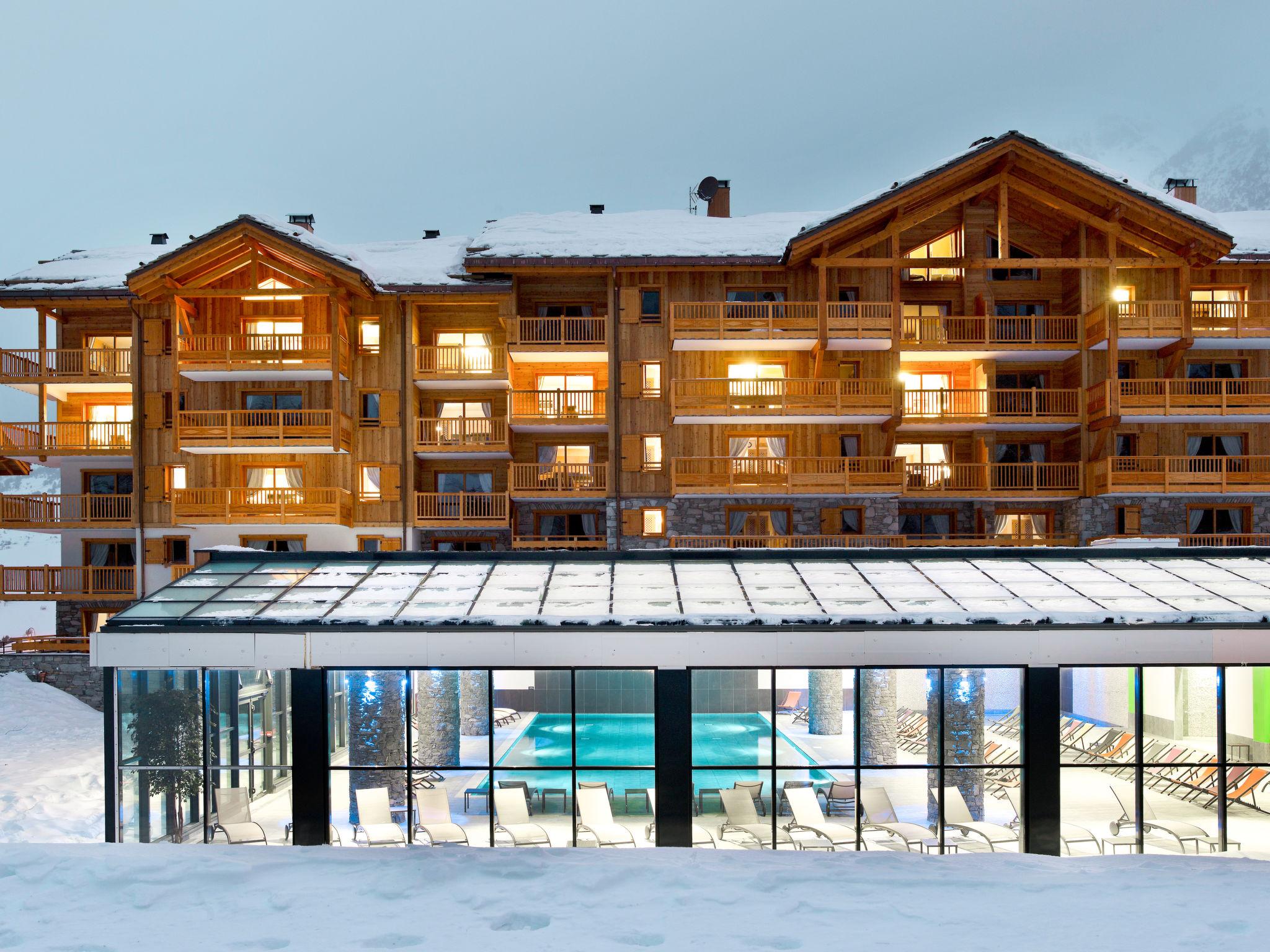 Foto 2 - Appartamento con 1 camera da letto a Val-Cenis con piscina e vista sulle montagne