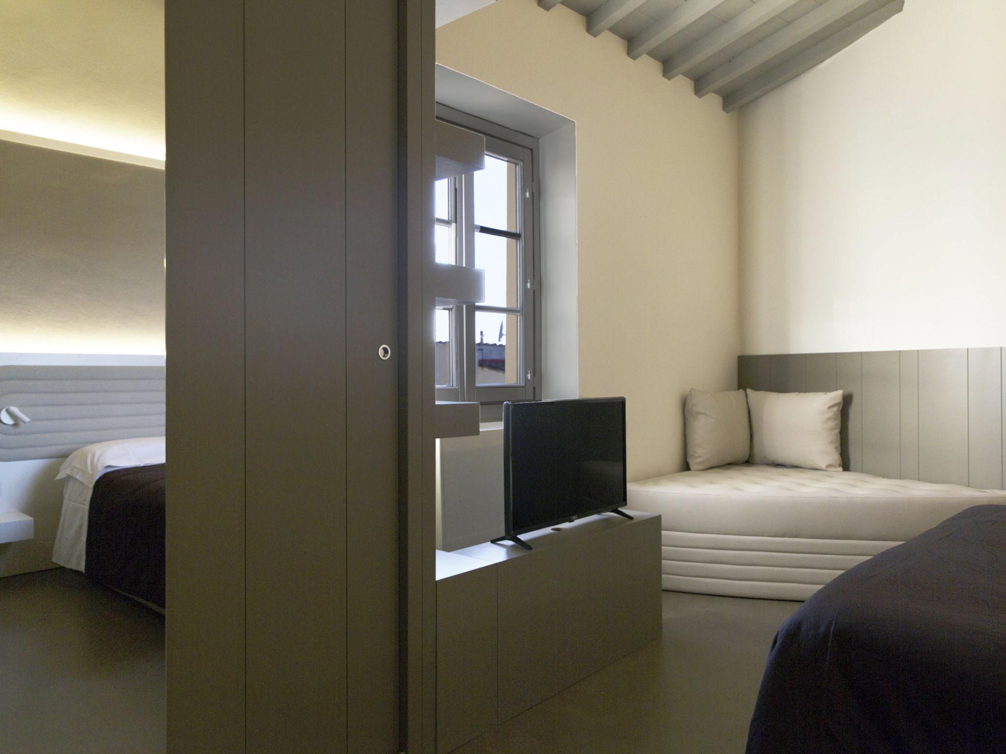 Foto 10 - Appartamento con 1 camera da letto a Firenze