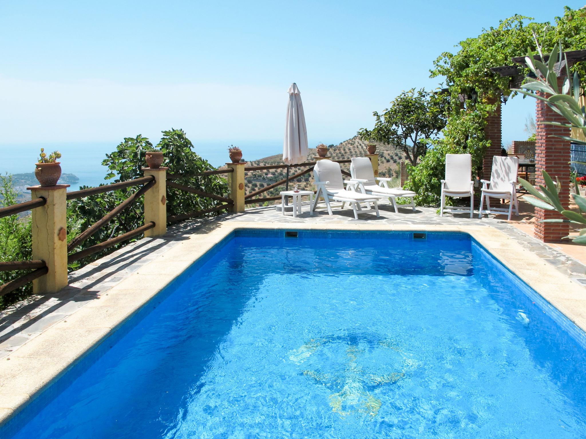 Foto 15 - Casa de 2 habitaciones en Almuñécar con piscina privada y vistas al mar