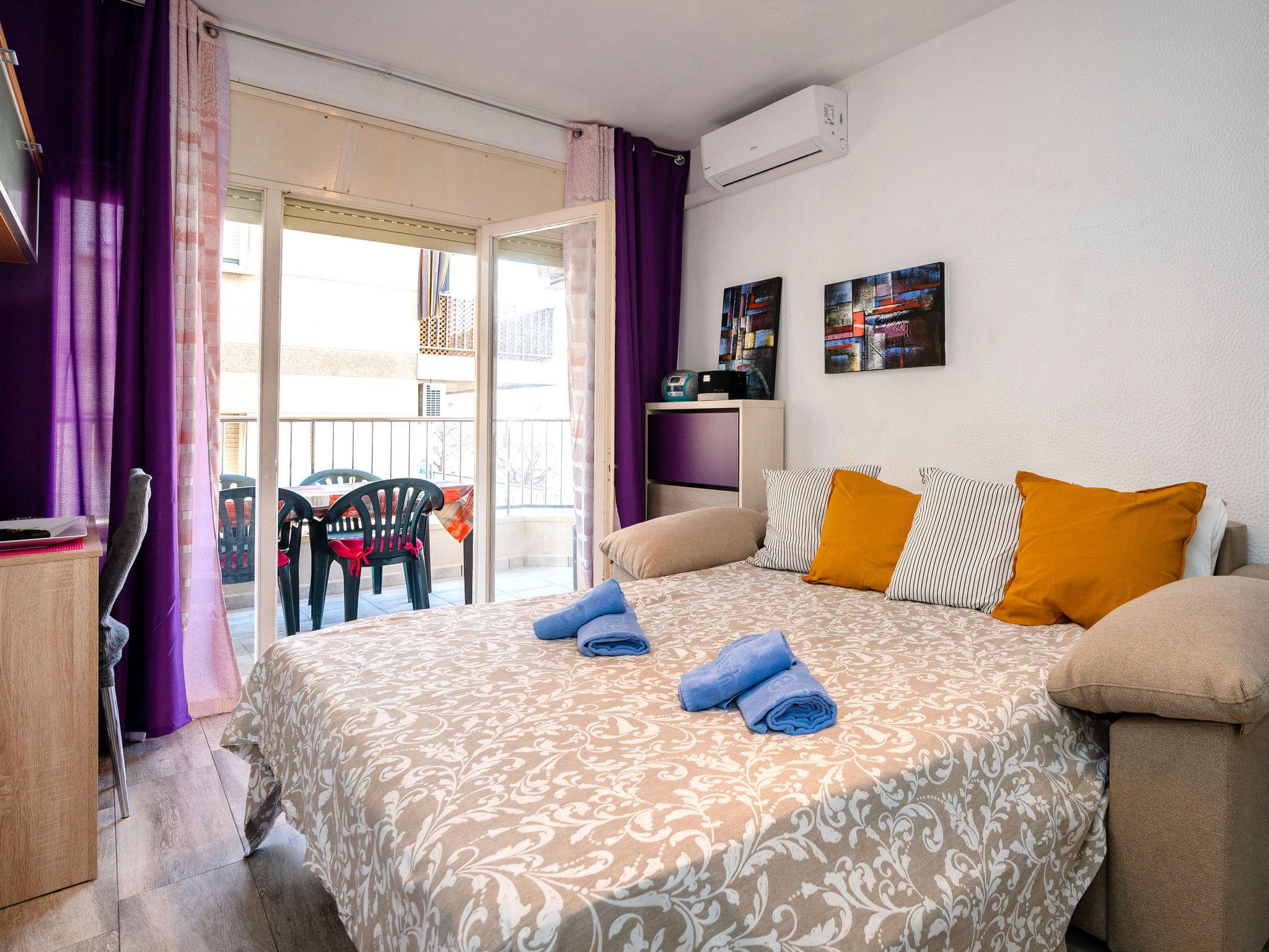 Foto 4 - Apartamento de 1 habitación en Calafell con vistas al mar