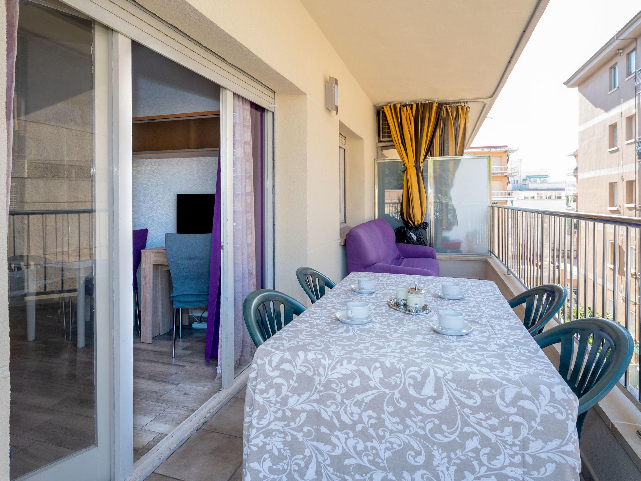 Foto 1 - Apartamento de 1 habitación en Calafell con vistas al mar