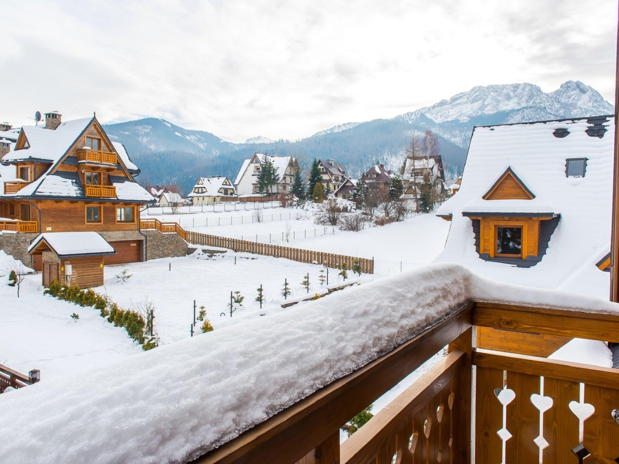 Foto 21 - Apartamento en Zakopane con piscina y vistas a la montaña