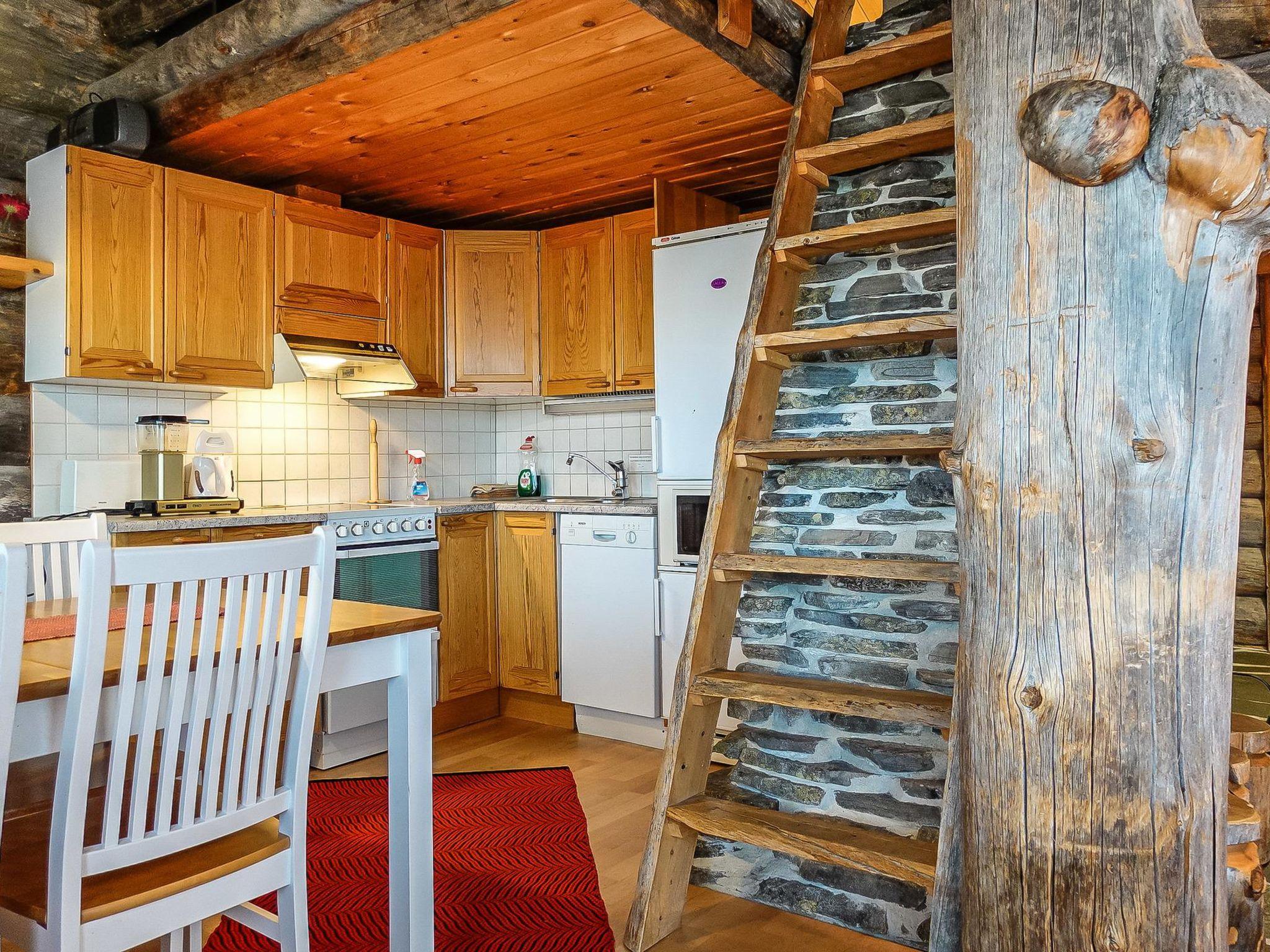 Foto 12 - Casa de 2 quartos em Salla com sauna e vista para a montanha