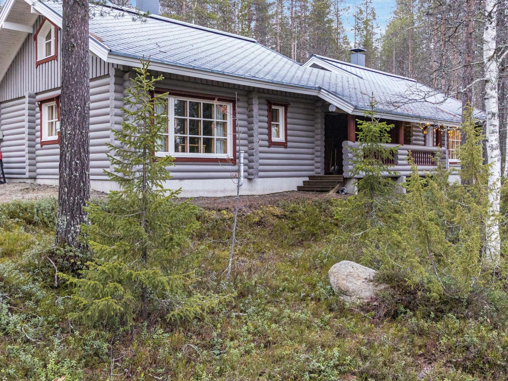 Foto 20 - Haus mit 1 Schlafzimmer in Kolari mit sauna und blick auf die berge
