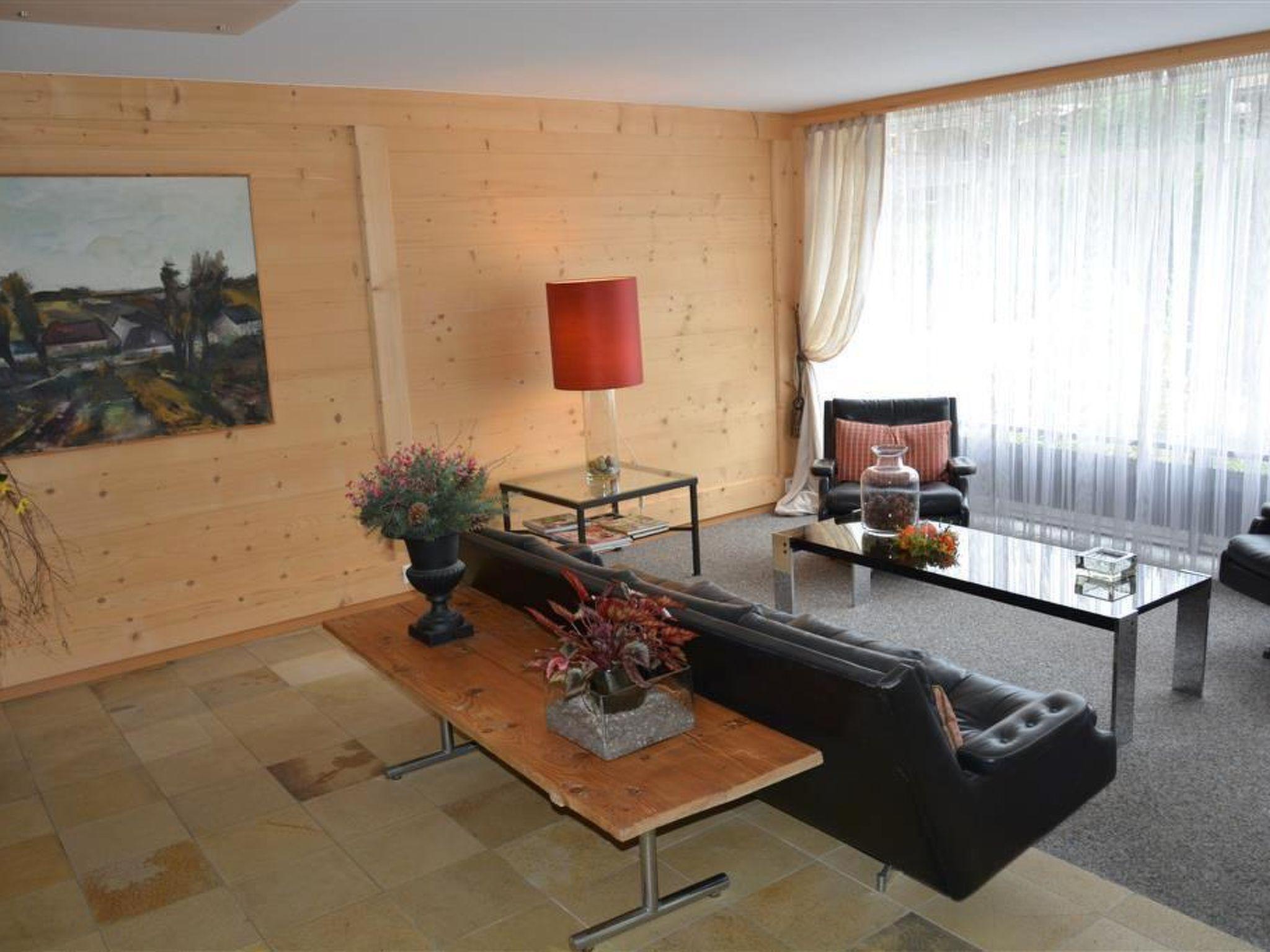 Photo 10 - 1 bedroom Apartment in Saanen