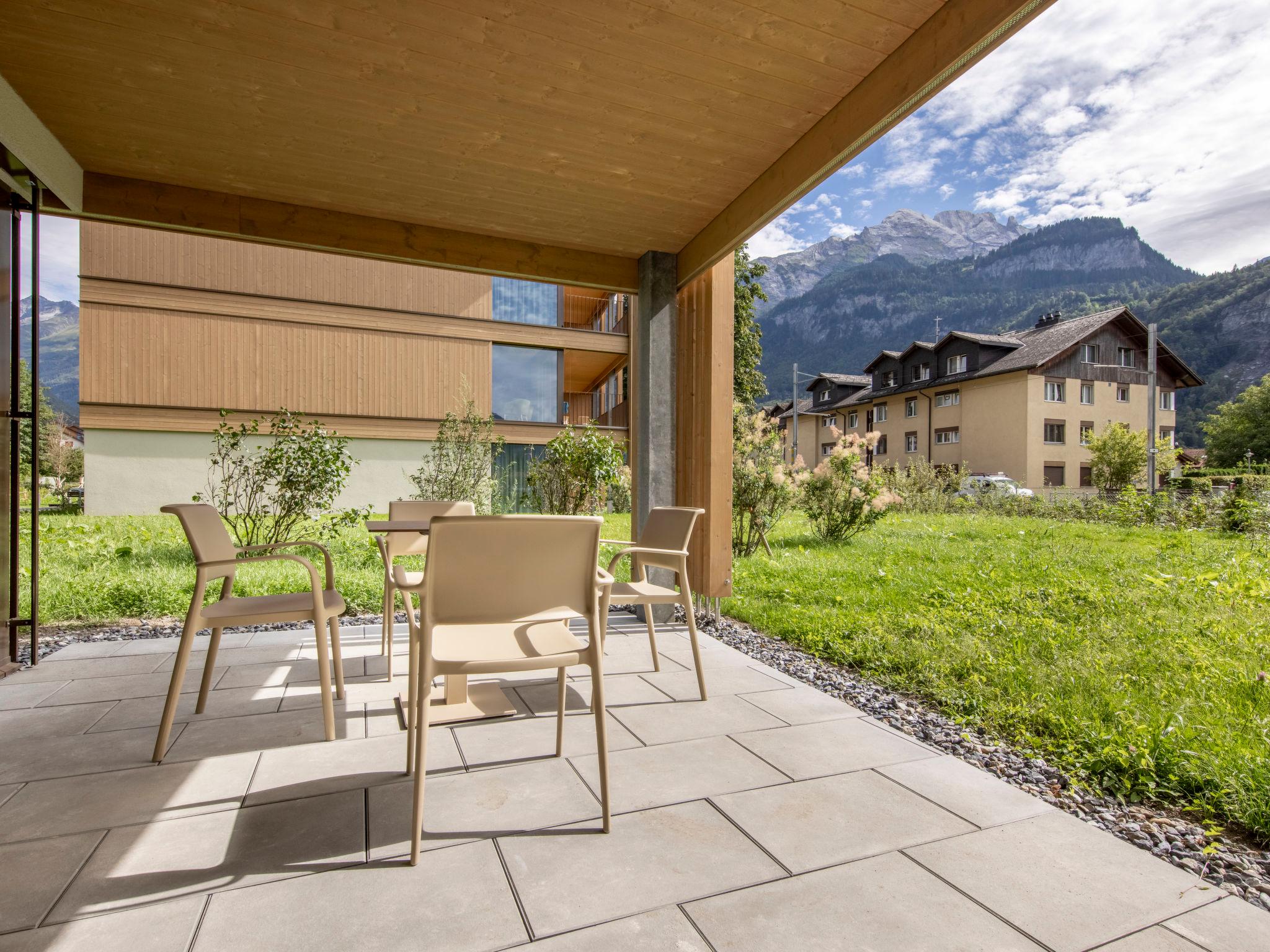 Foto 3 - Appartamento con 3 camere da letto a Meiringen con giardino e terrazza