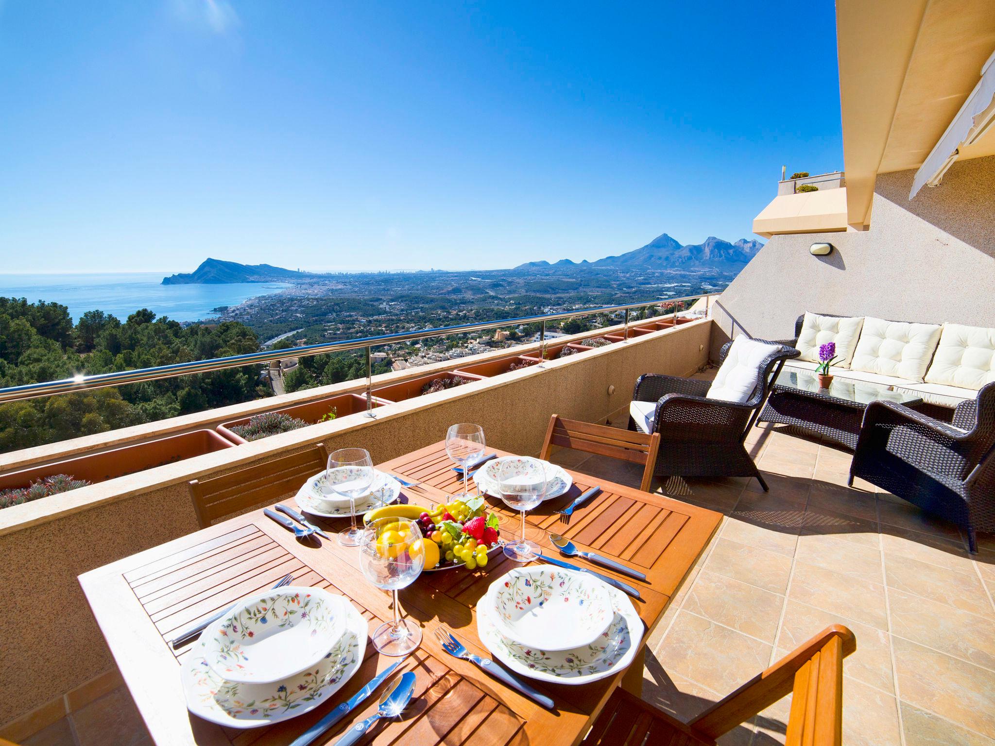 Foto 3 - Apartamento de 2 quartos em Altea com piscina e terraço