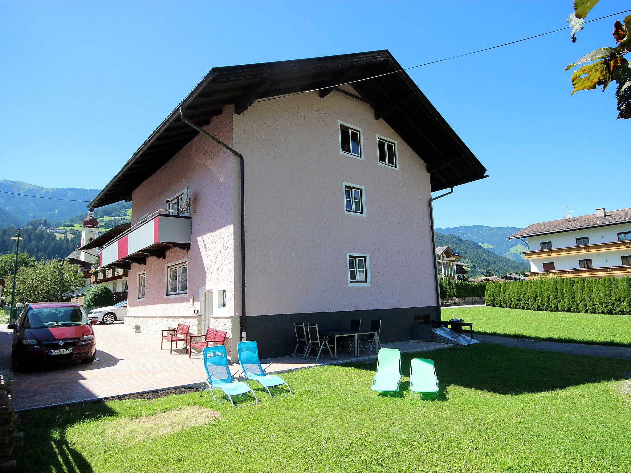 Photo 21 - Appartement de 3 chambres à Ried im Zillertal avec jardin