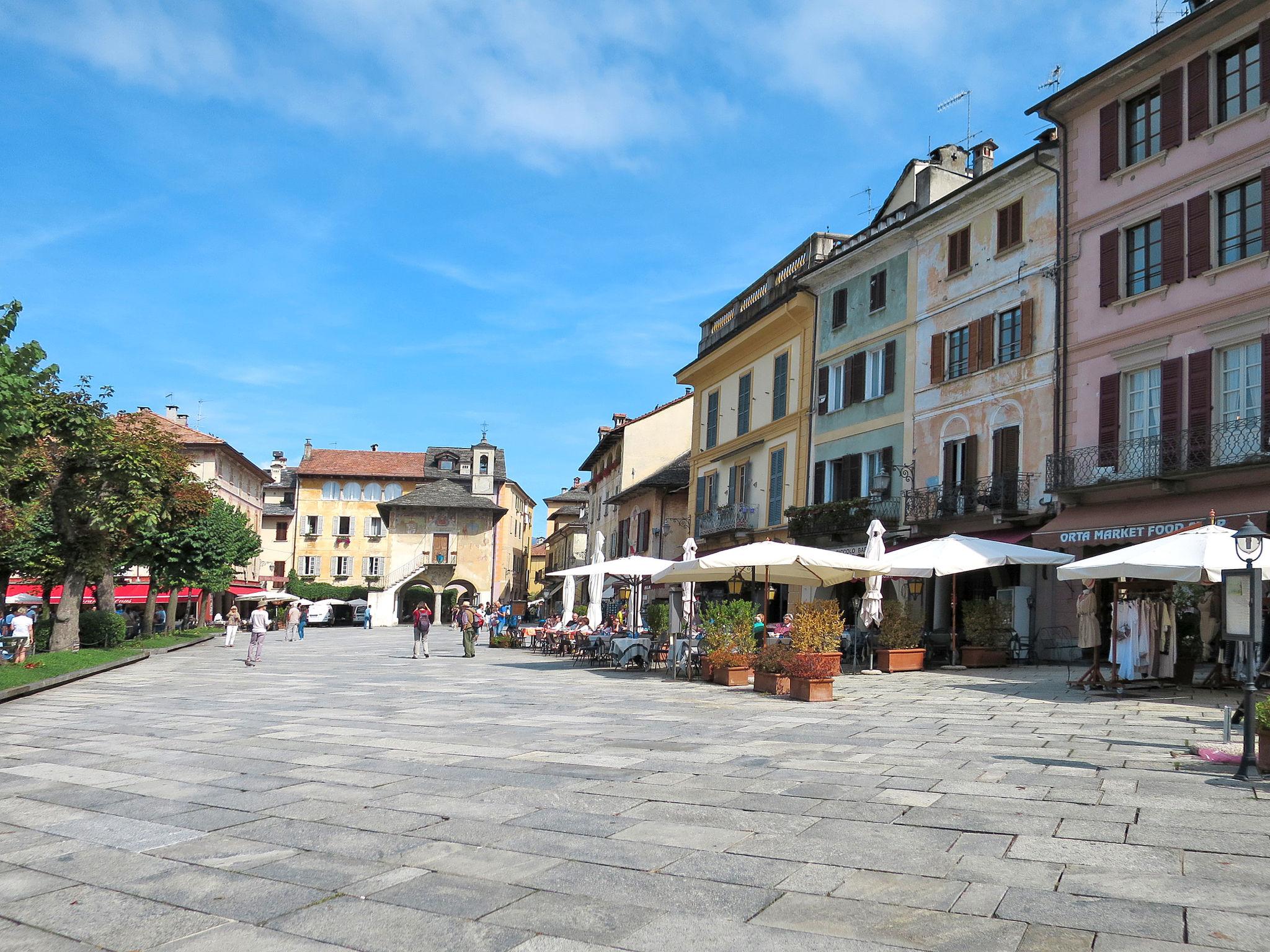 Photo 18 - Apartment in Orta San Giulio with garden and terrace