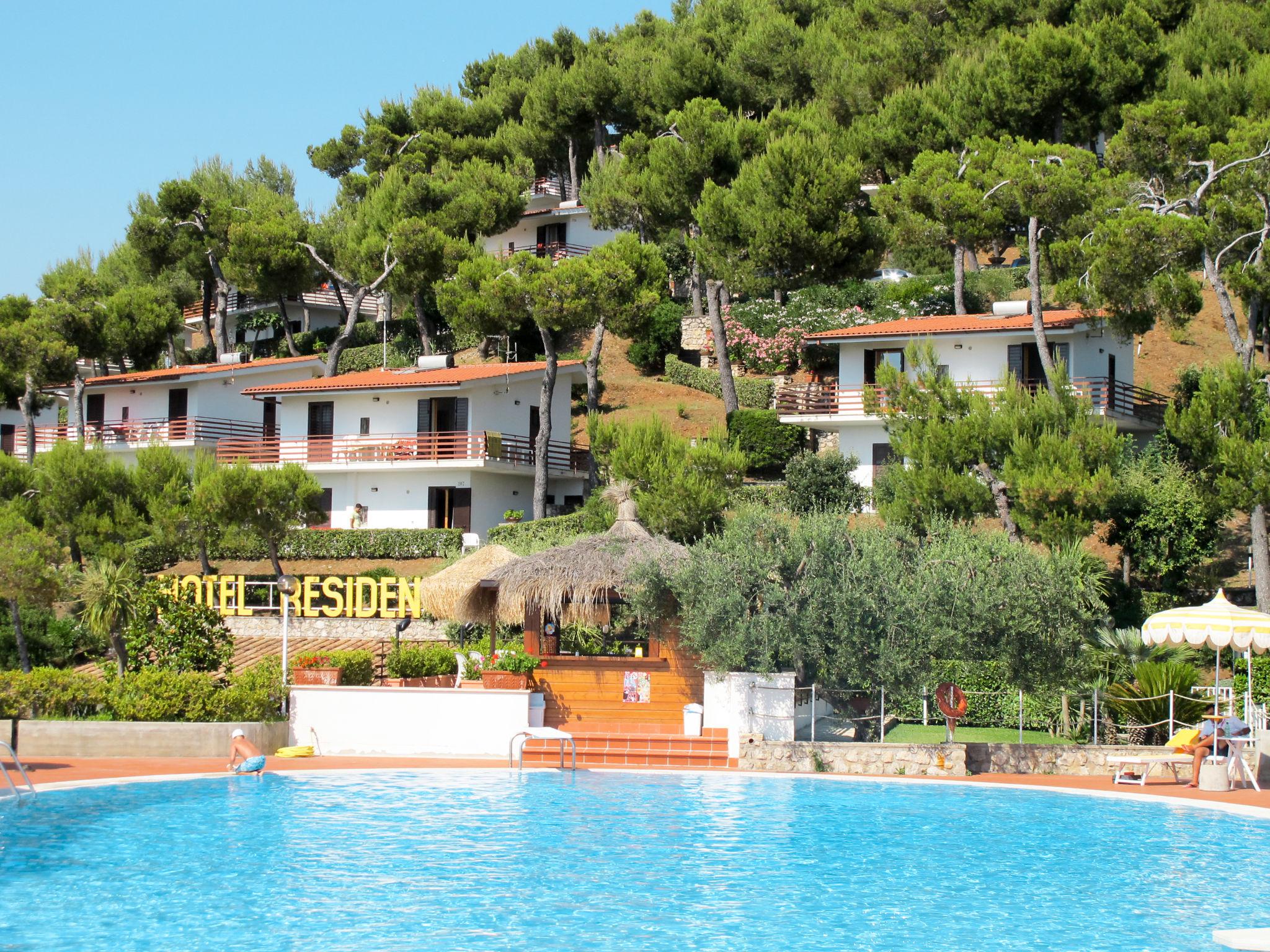 Foto 1 - Apartamento de 1 quarto em Sperlonga com piscina e vistas do mar