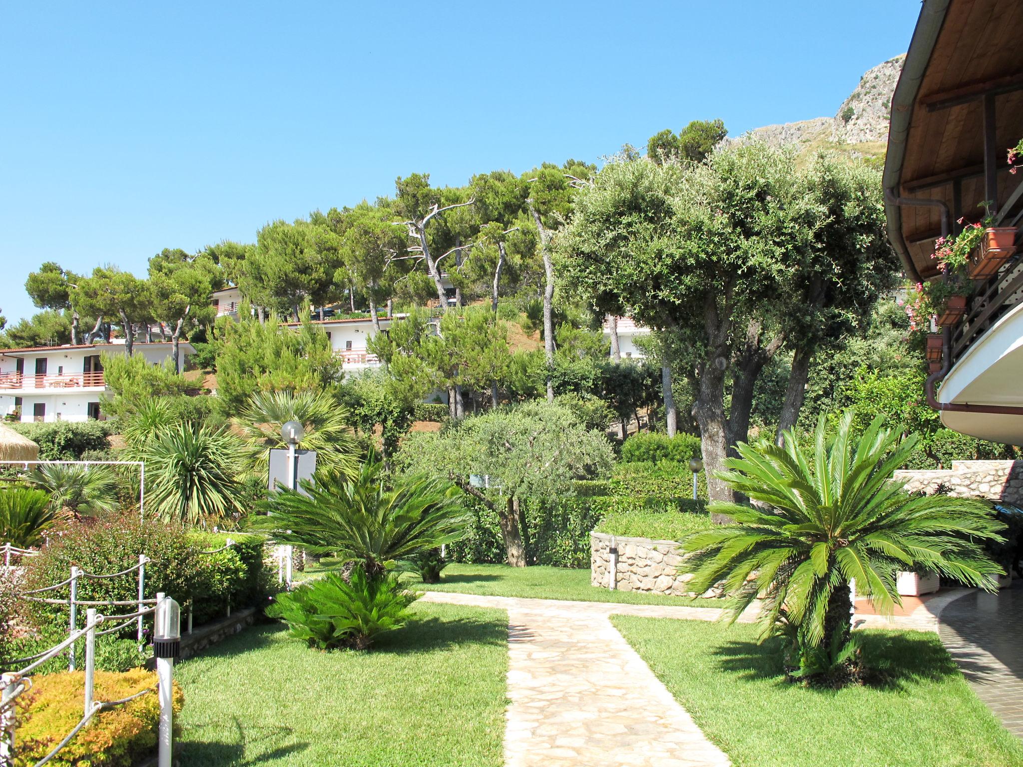 Foto 11 - Appartamento con 1 camera da letto a Sperlonga con piscina e vista mare