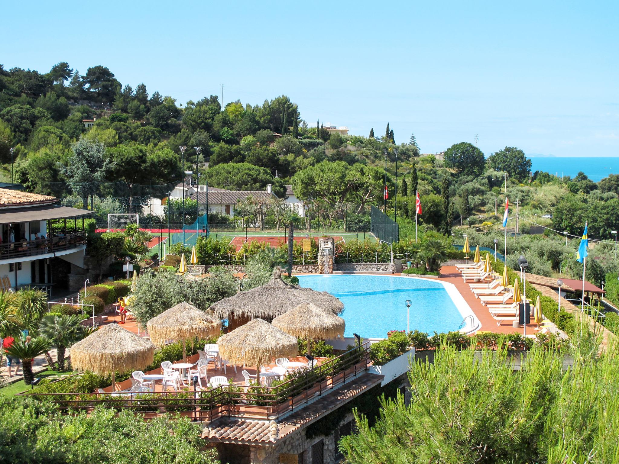 Photo 12 - Appartement de 1 chambre à Sperlonga avec piscine et vues à la mer