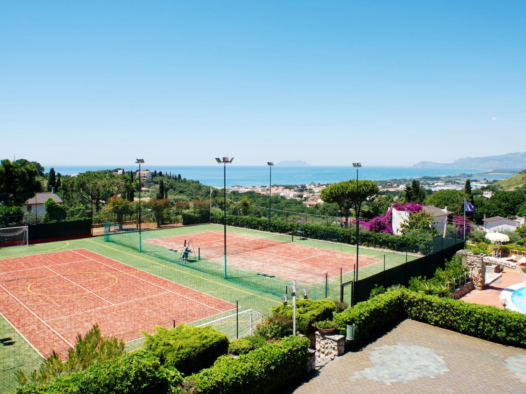 Foto 5 - Apartamento de 1 habitación en Sperlonga con piscina y vistas al mar