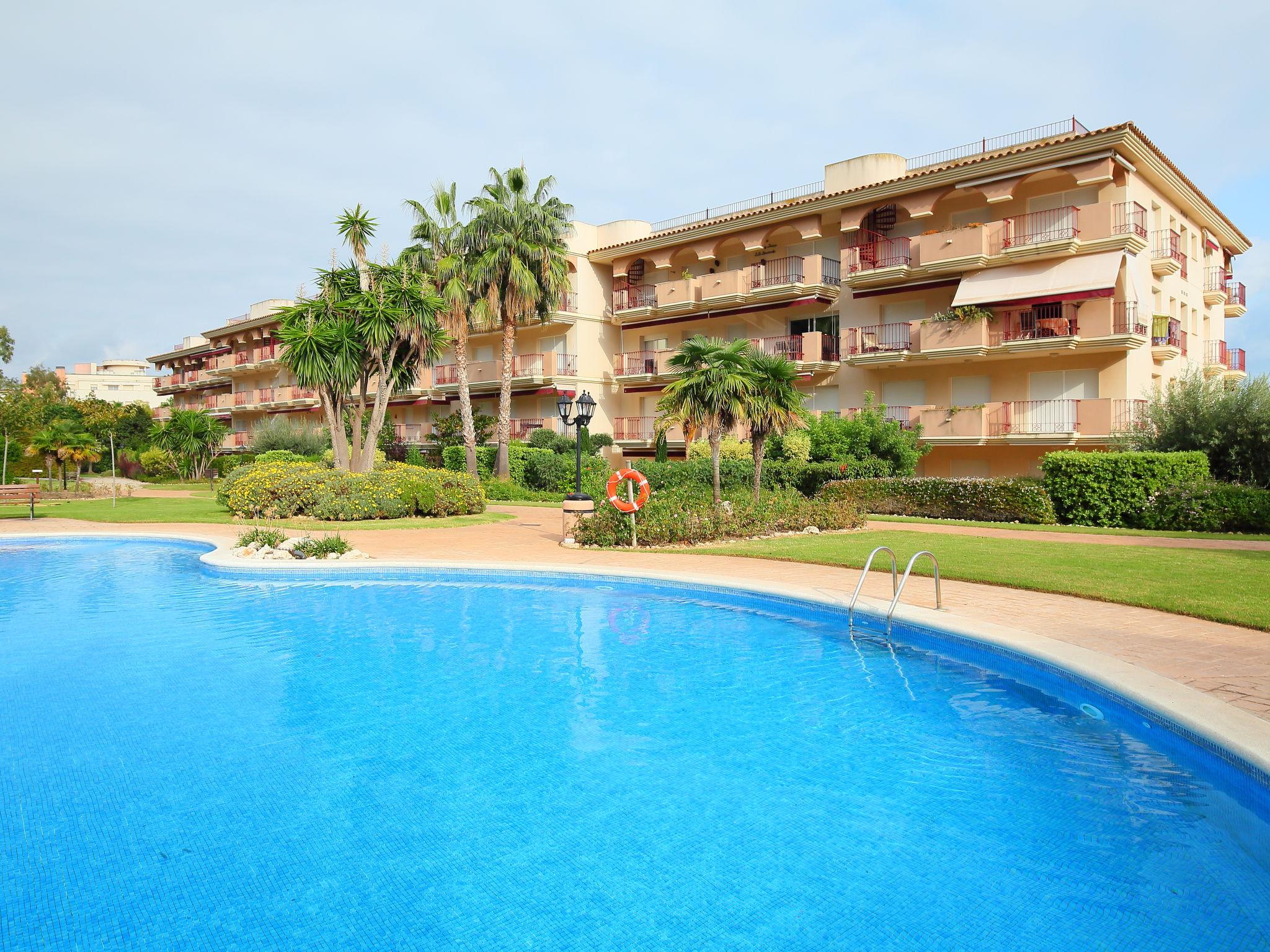 Foto 11 - Appartamento con 2 camere da letto a La Ràpita con piscina e vista mare