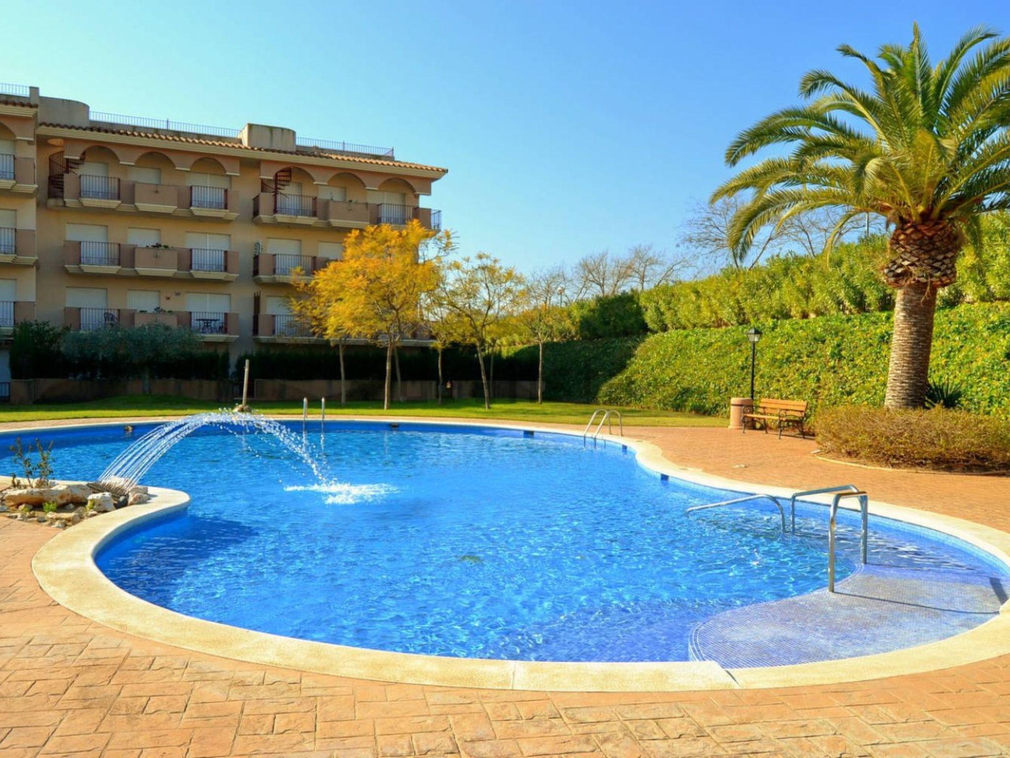 Photo 12 - 2 bedroom Apartment in La Ràpita with swimming pool and garden