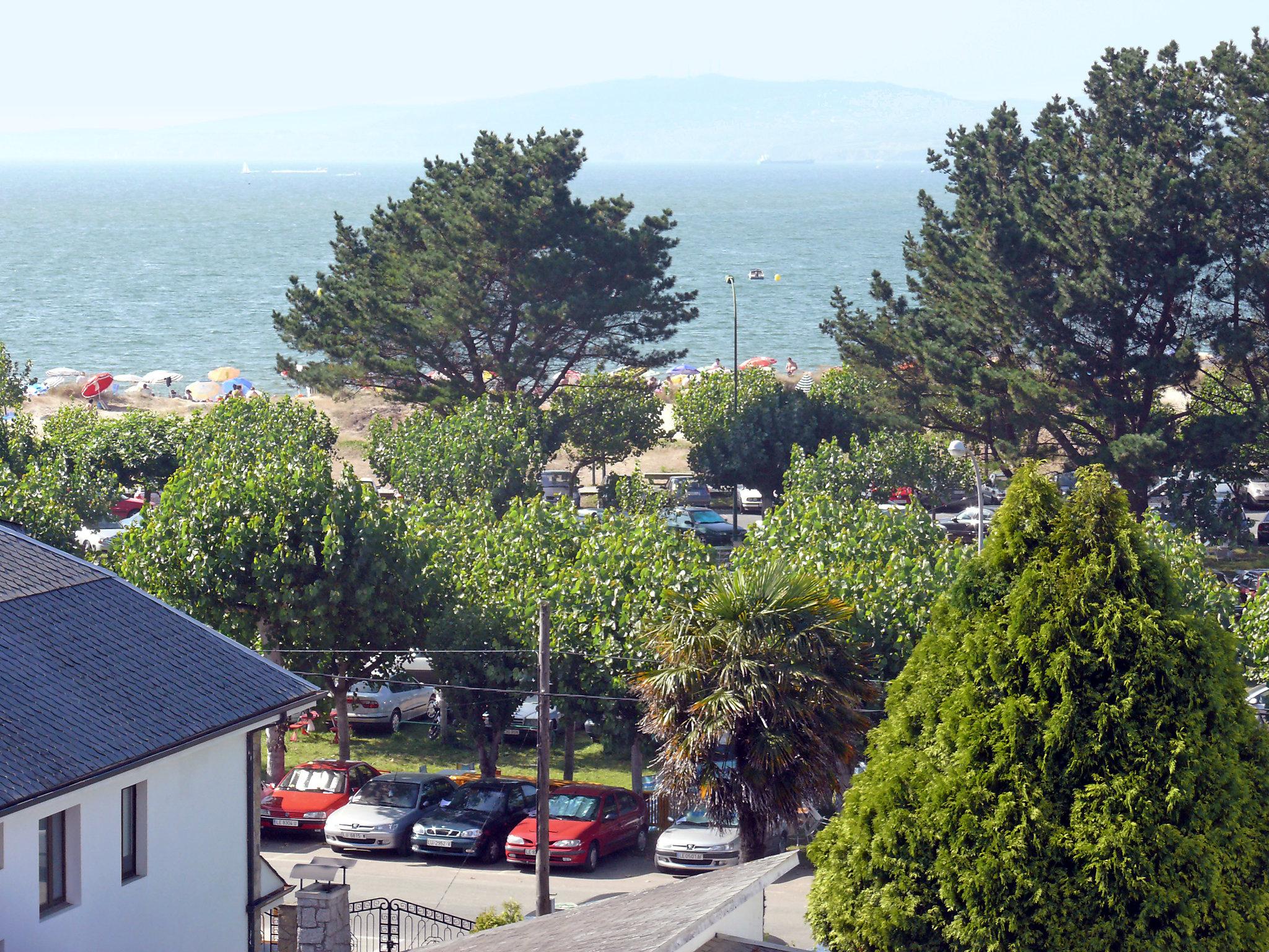 Photo 26 - Appartement de 2 chambres à Miño avec terrasse et vues à la mer