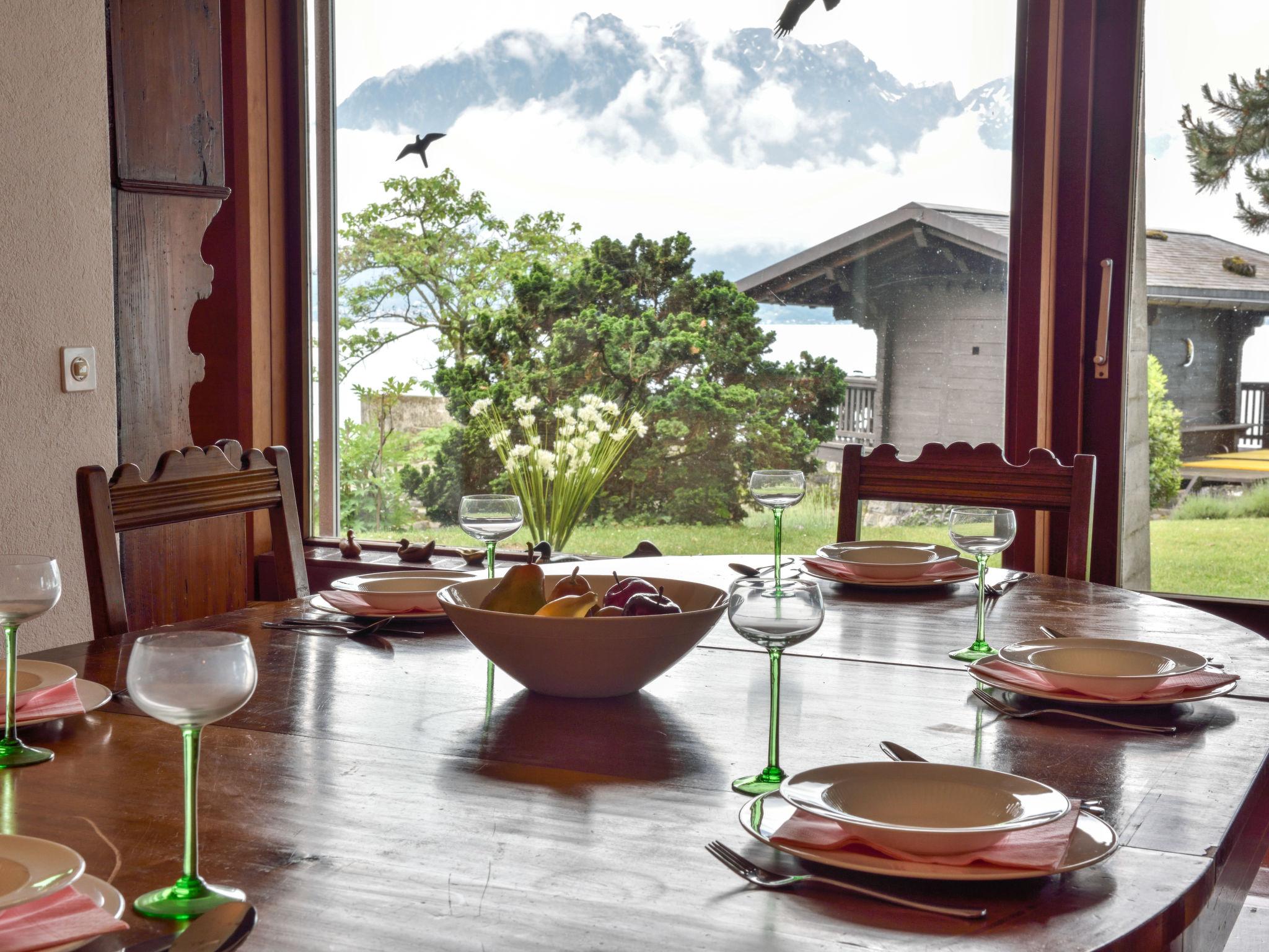 Foto 6 - Casa con 4 camere da letto a Montreux con giardino e vista sulle montagne