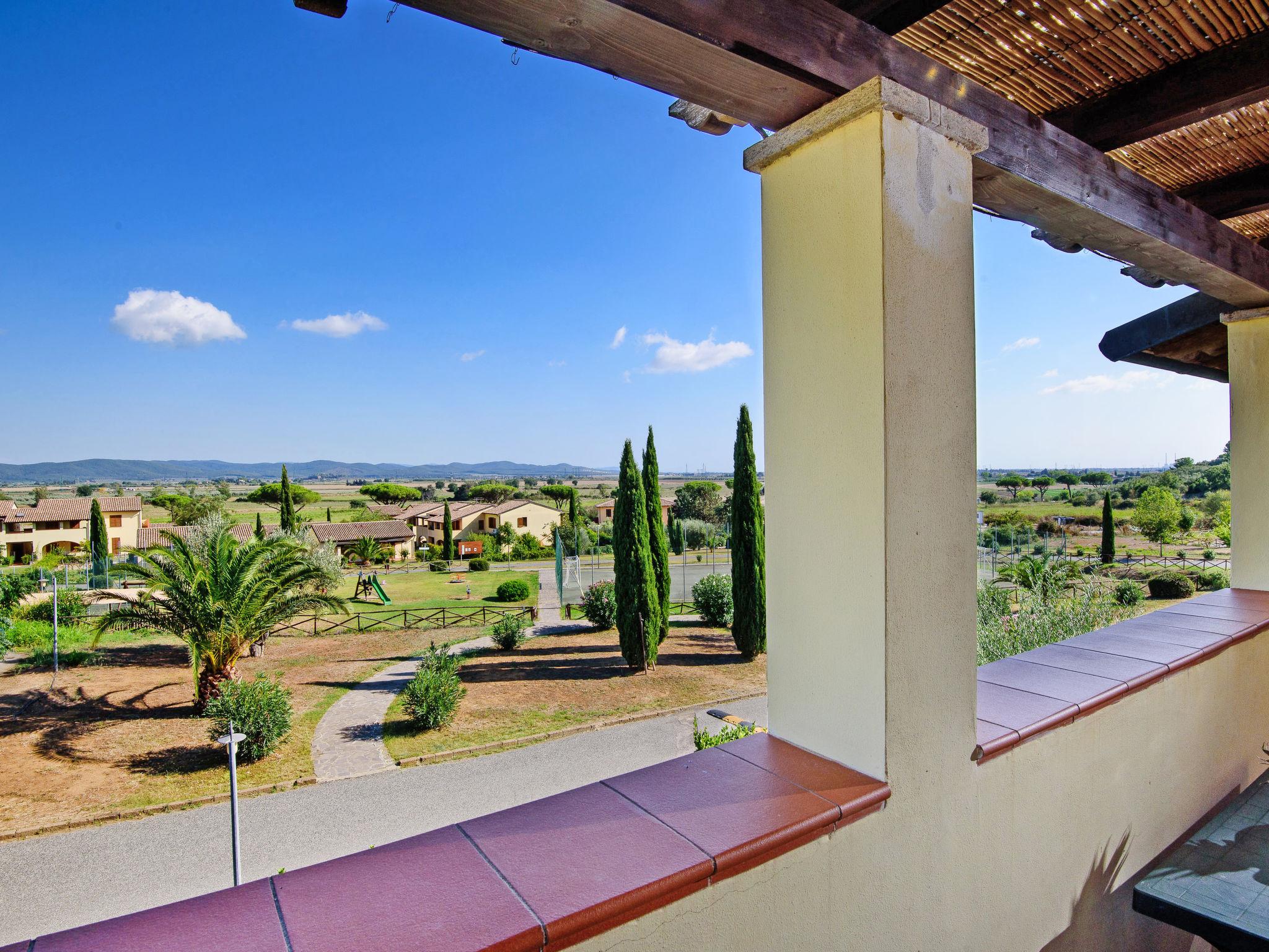 Foto 5 - Apartamento de 2 quartos em Suvereto com piscina e vistas do mar