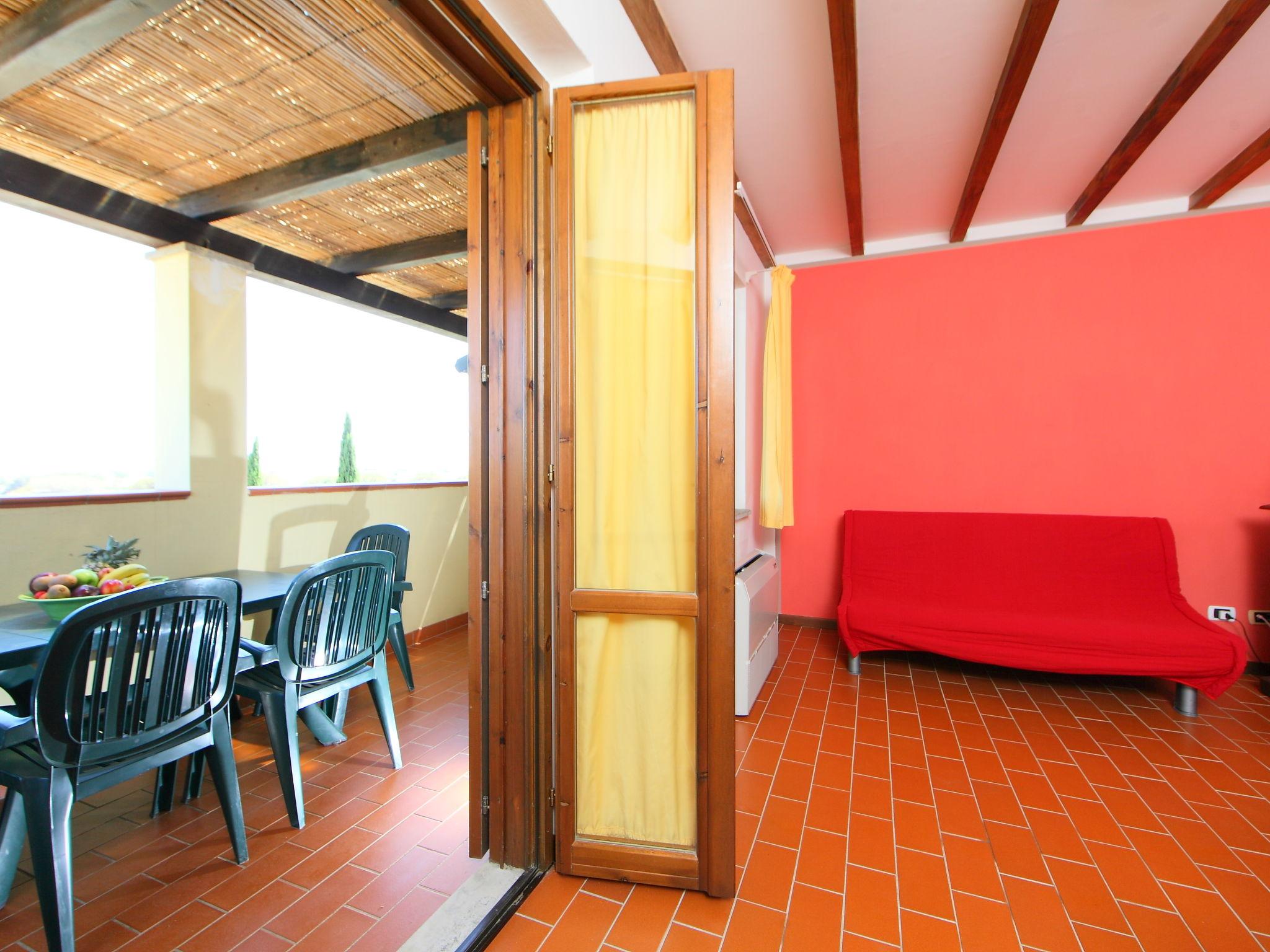 Foto 6 - Apartamento de 2 quartos em Suvereto com piscina e jardim