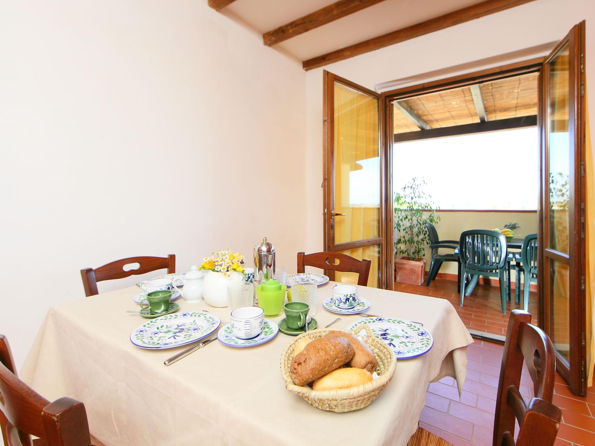 Photo 7 - 2 bedroom Apartment in Suvereto with swimming pool and garden