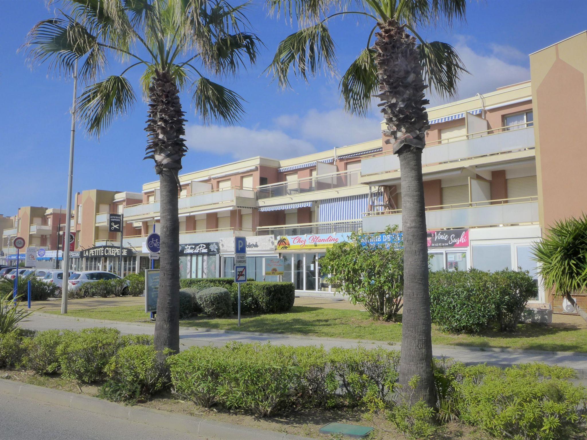 Foto 14 - Apartamento de 1 quarto em Cavalaire-sur-Mer com terraço e vistas do mar