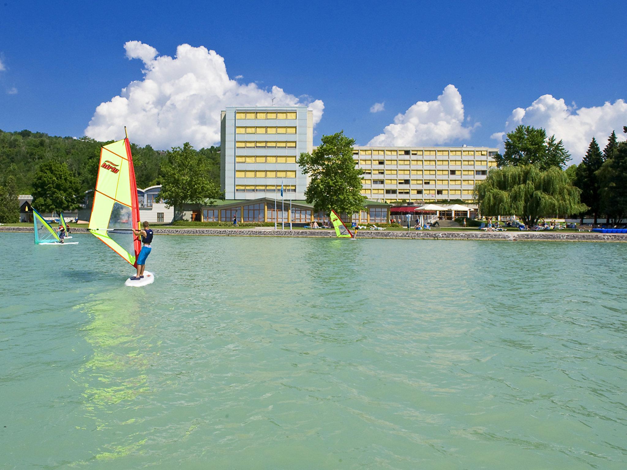 Photo 17 - Maison de 1 chambre à Tihany avec piscine et jardin