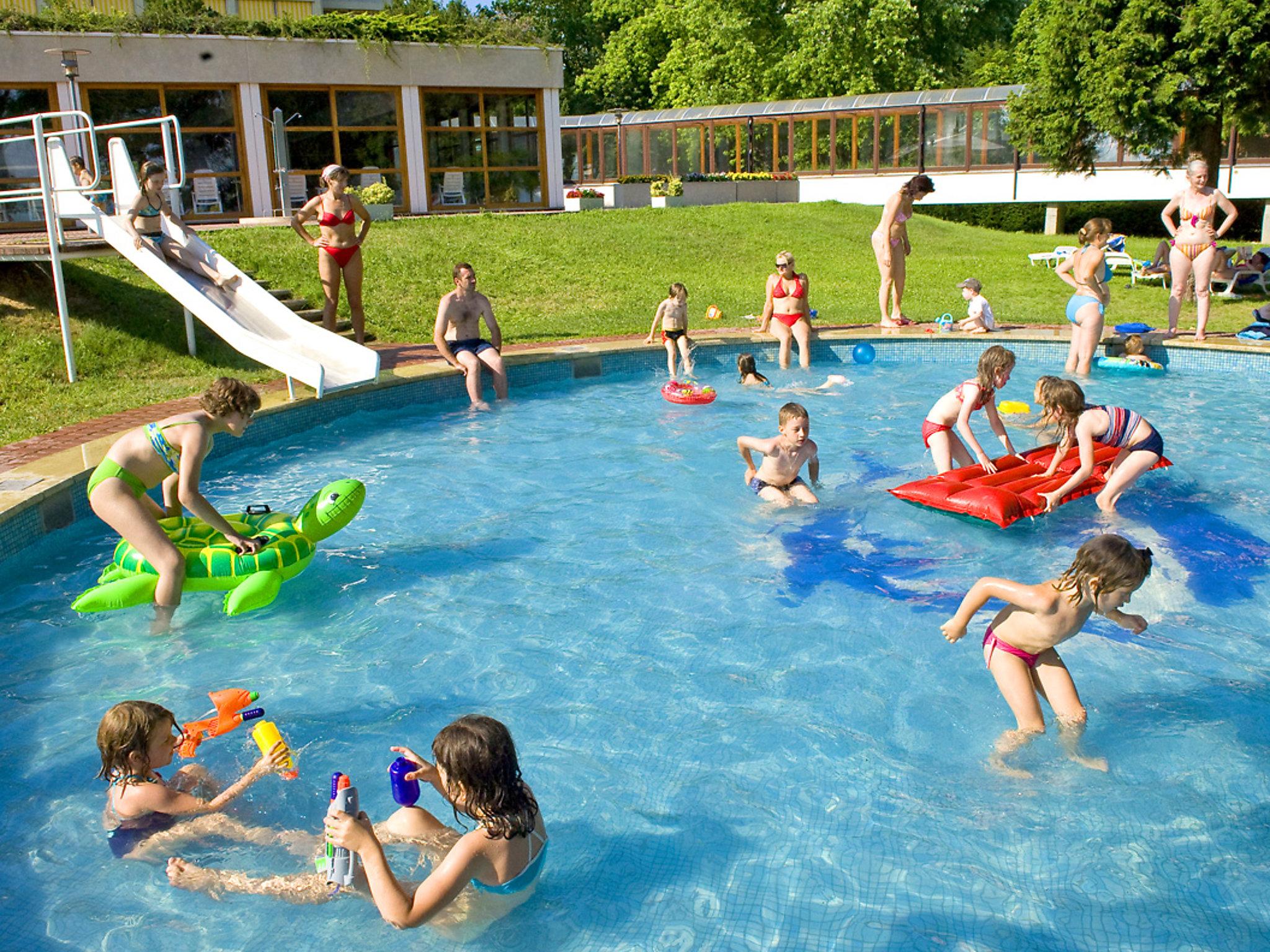 Photo 20 - Maison de 1 chambre à Tihany avec piscine et jardin