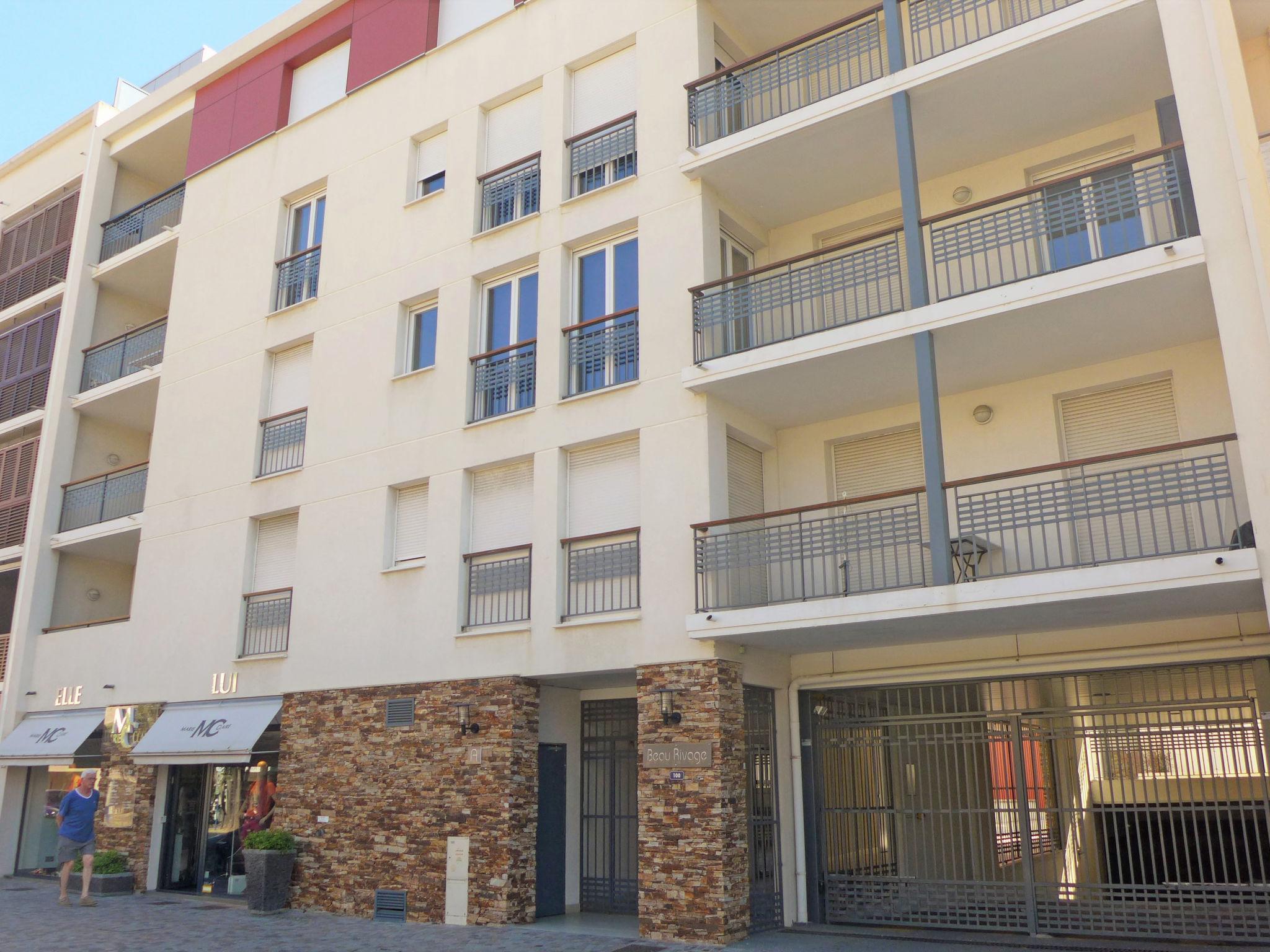 Photo 15 - 1 bedroom Apartment in Cavalaire-sur-Mer with terrace