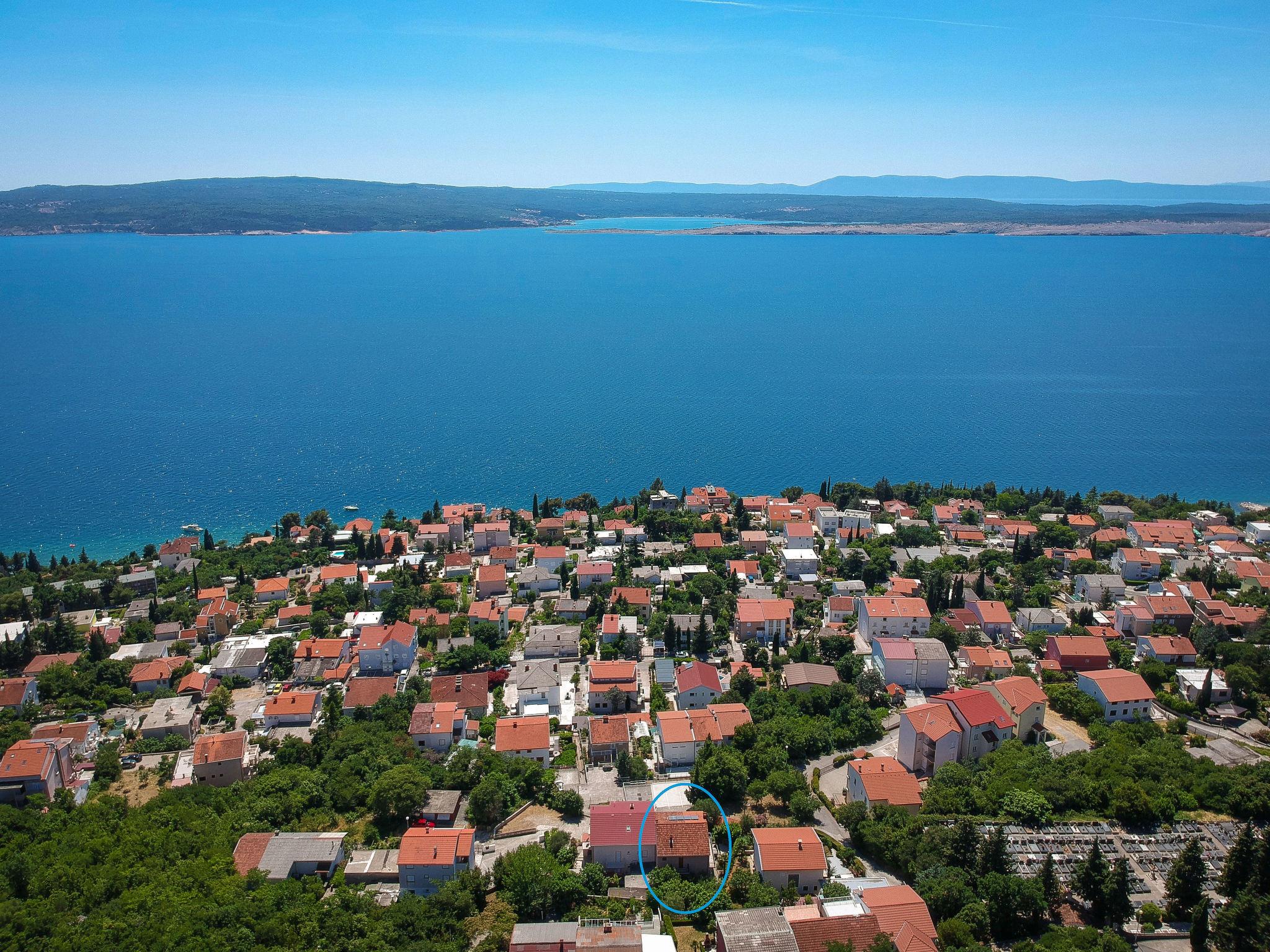 Foto 13 - Appartamento con 2 camere da letto a Crikvenica con giardino e terrazza