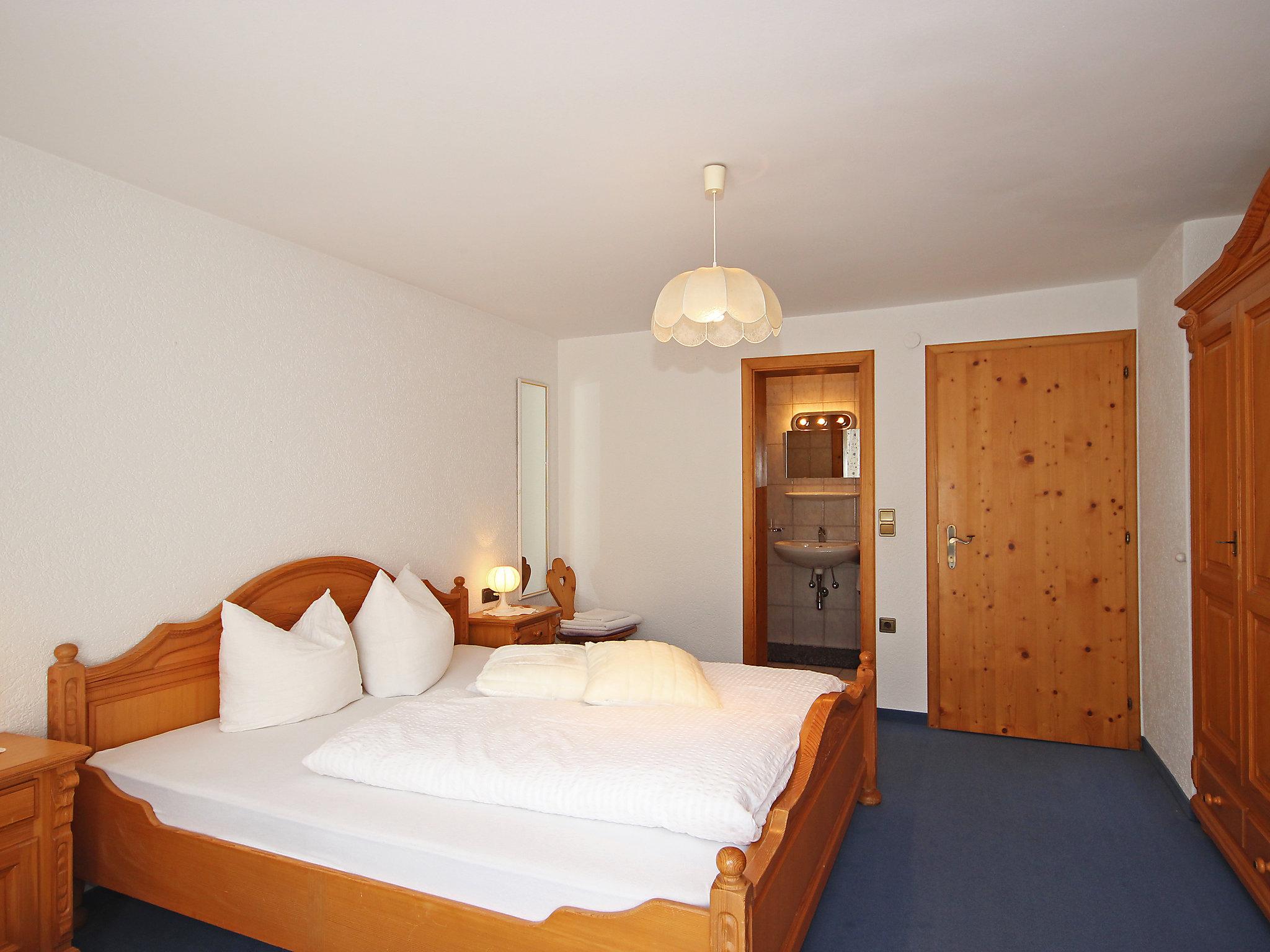 Foto 12 - Apartment mit 2 Schlafzimmern in Aschau im Zillertal mit garten und blick auf die berge