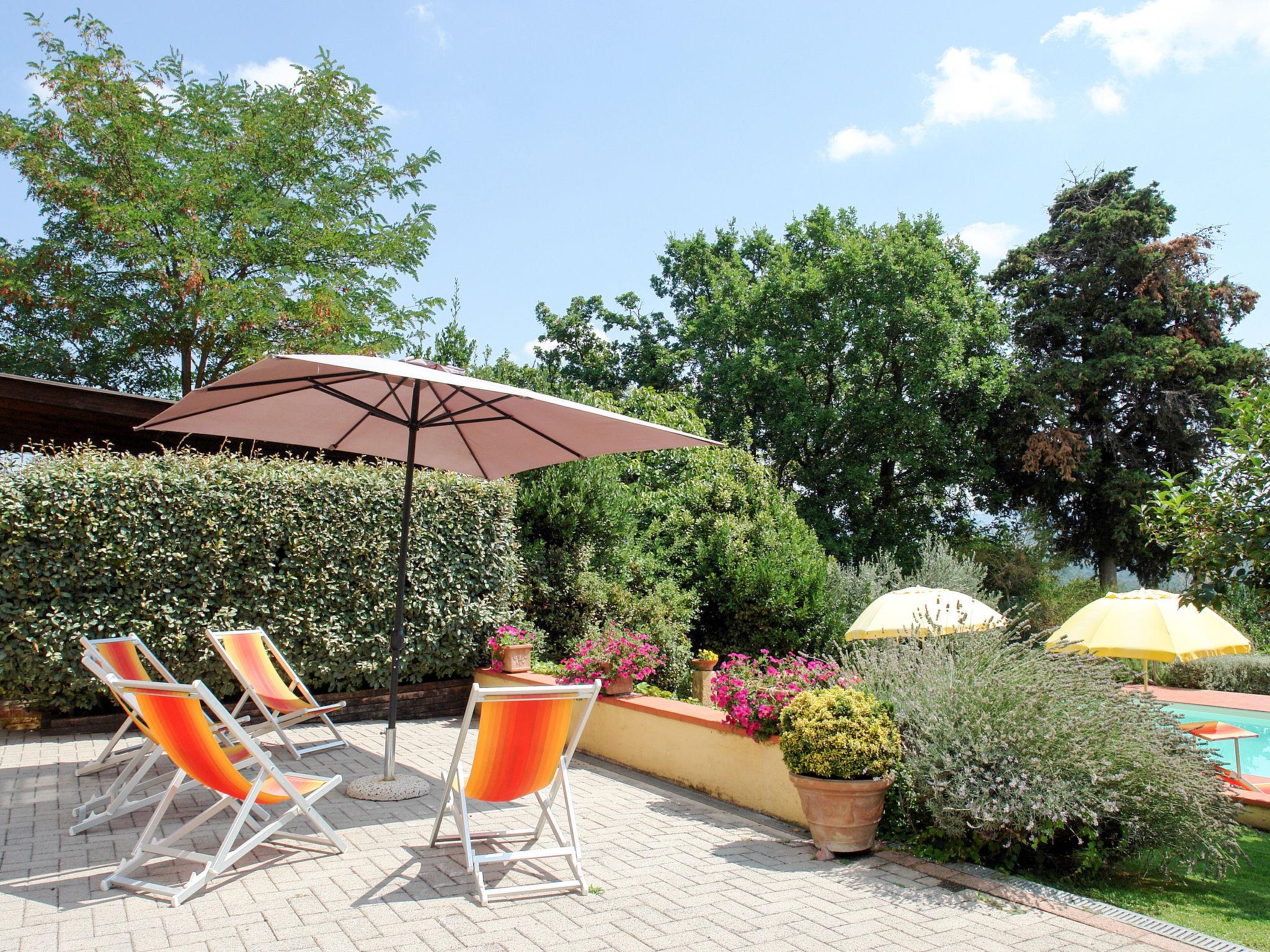 Photo 4 - Maison de 4 chambres à Gambassi Terme avec piscine privée et jardin