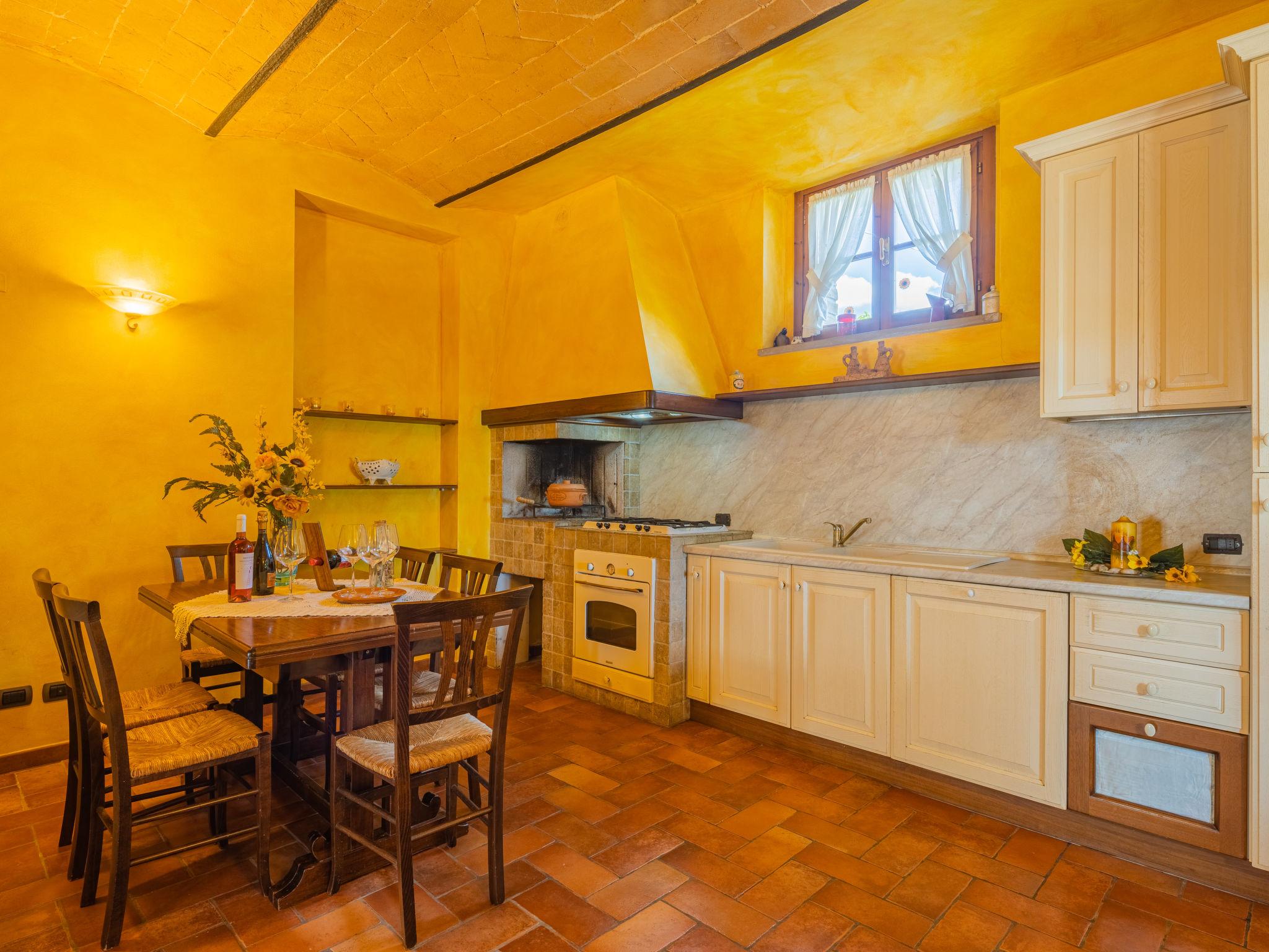 Photo 7 - 4 bedroom House in Gambassi Terme with private pool and garden