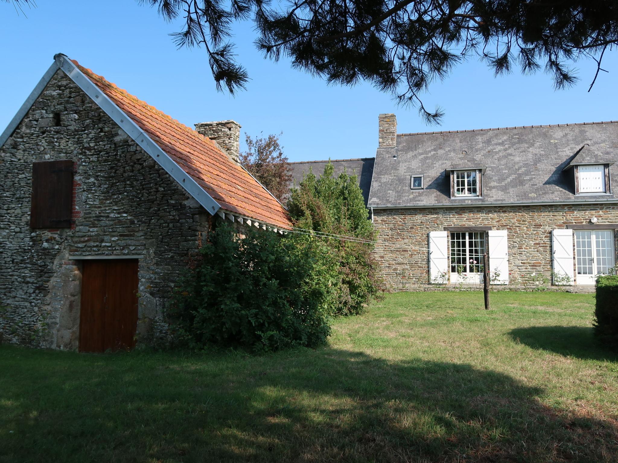 Foto 6 - Haus mit 3 Schlafzimmern in Vains mit garten und blick aufs meer