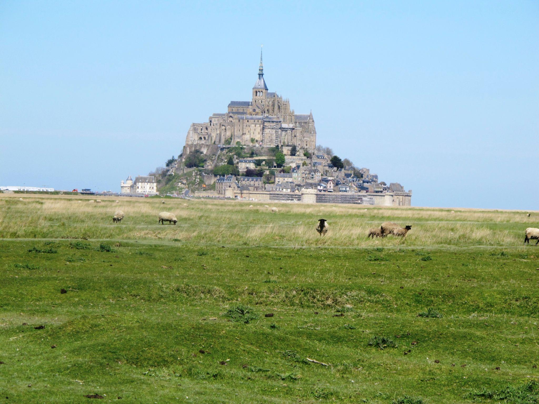 Photo 23 - Maison de 3 chambres à Vains avec jardin et vues à la mer