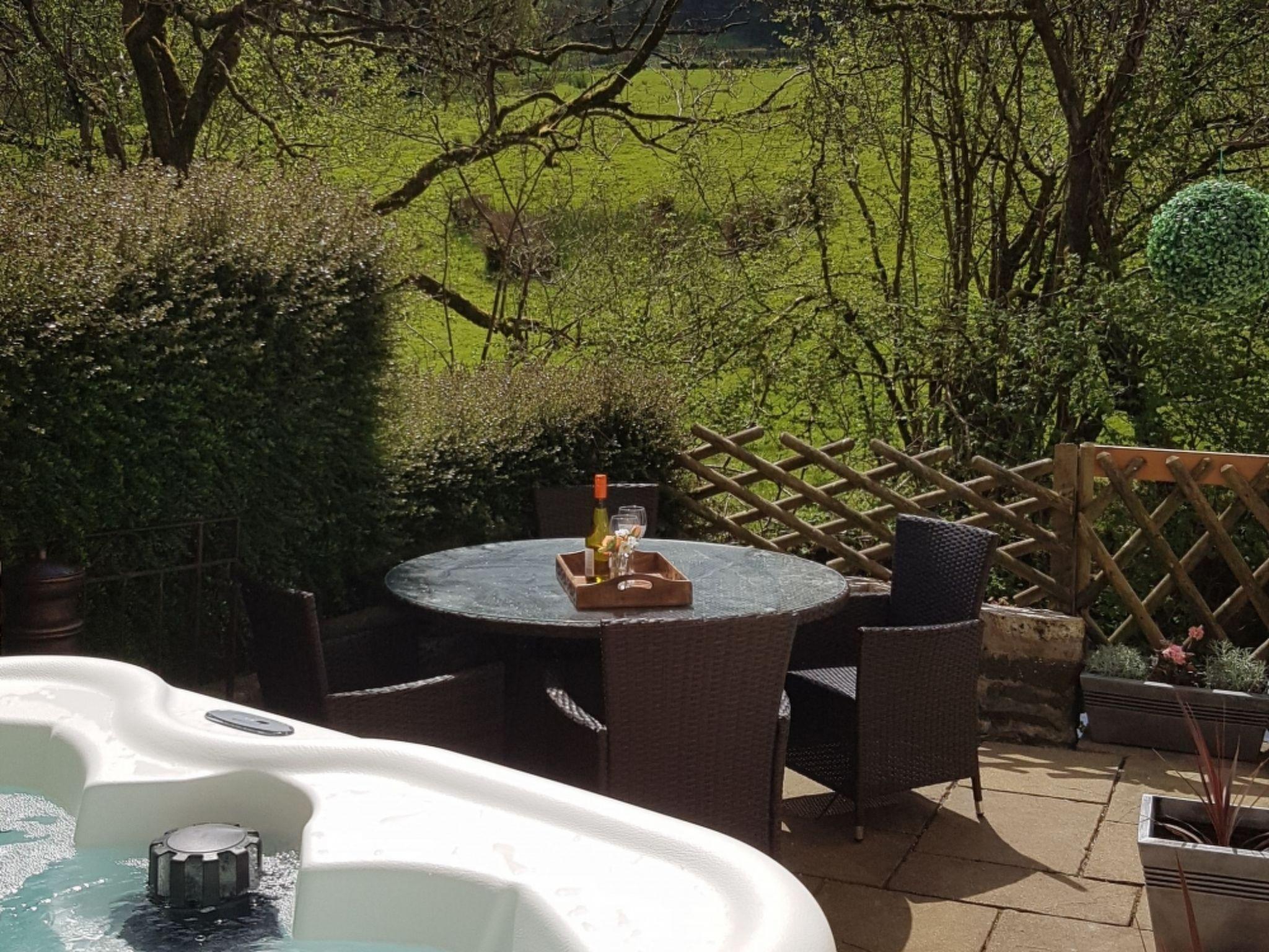 Foto 6 - Casa de 3 quartos em Brecon com jardim e banheira de hidromassagem