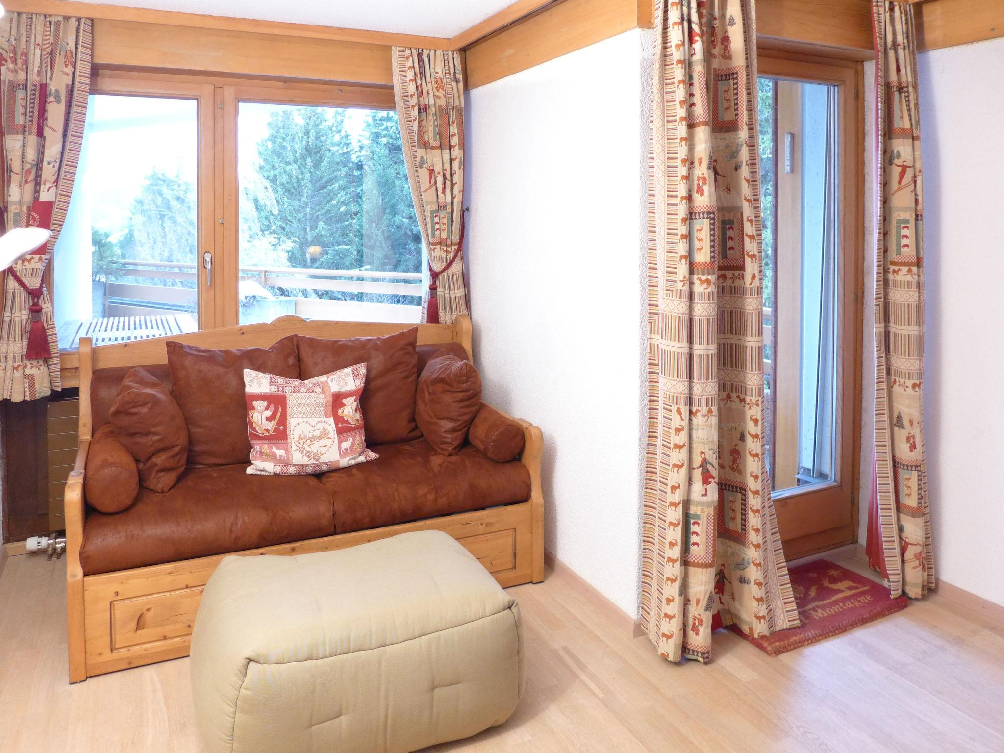 Photo 9 - 2 bedroom Apartment in Crans-Montana with swimming pool and mountain view