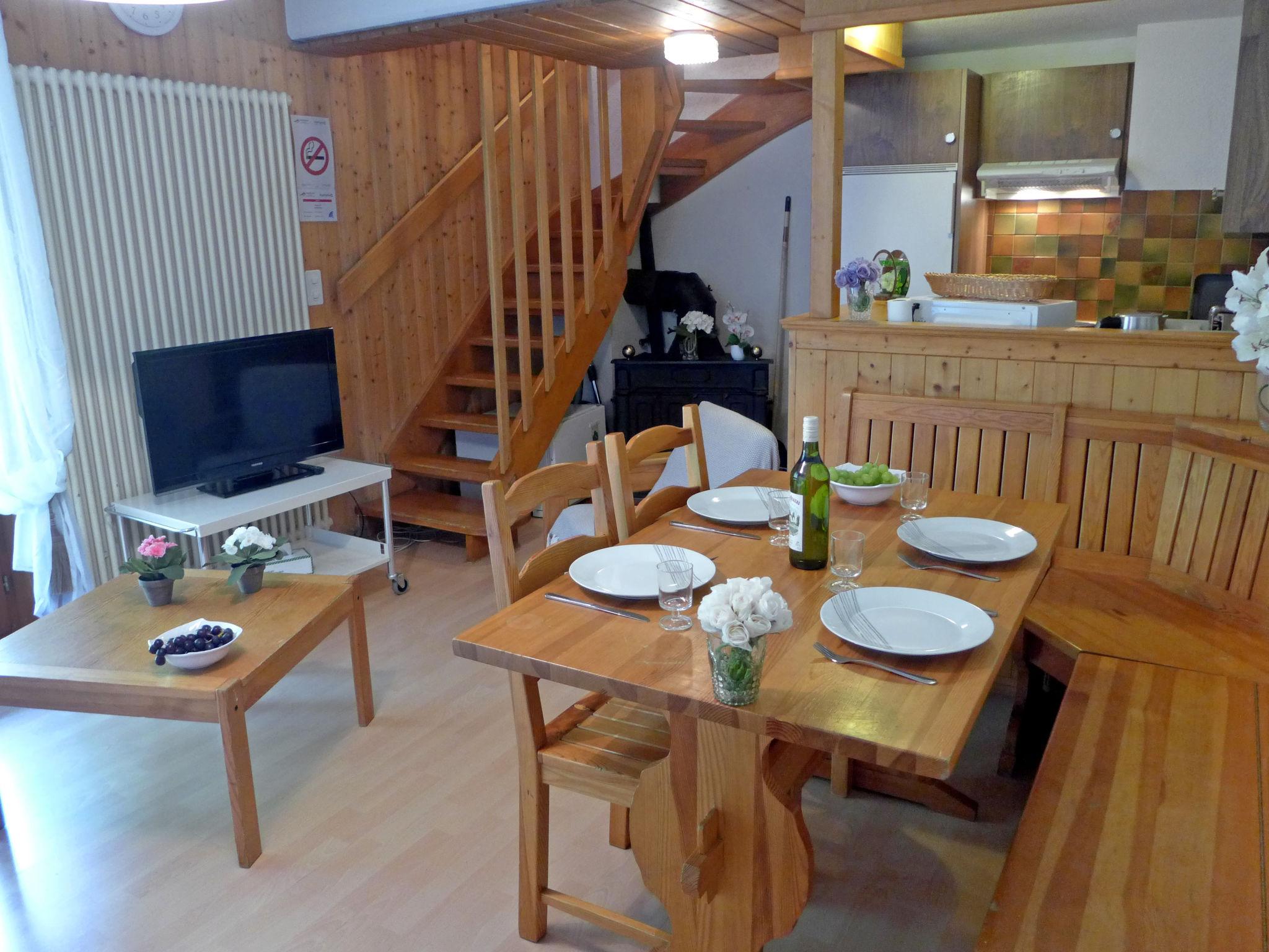 Photo 3 - 2 bedroom Apartment in Sainte-Croix with terrace and mountain view