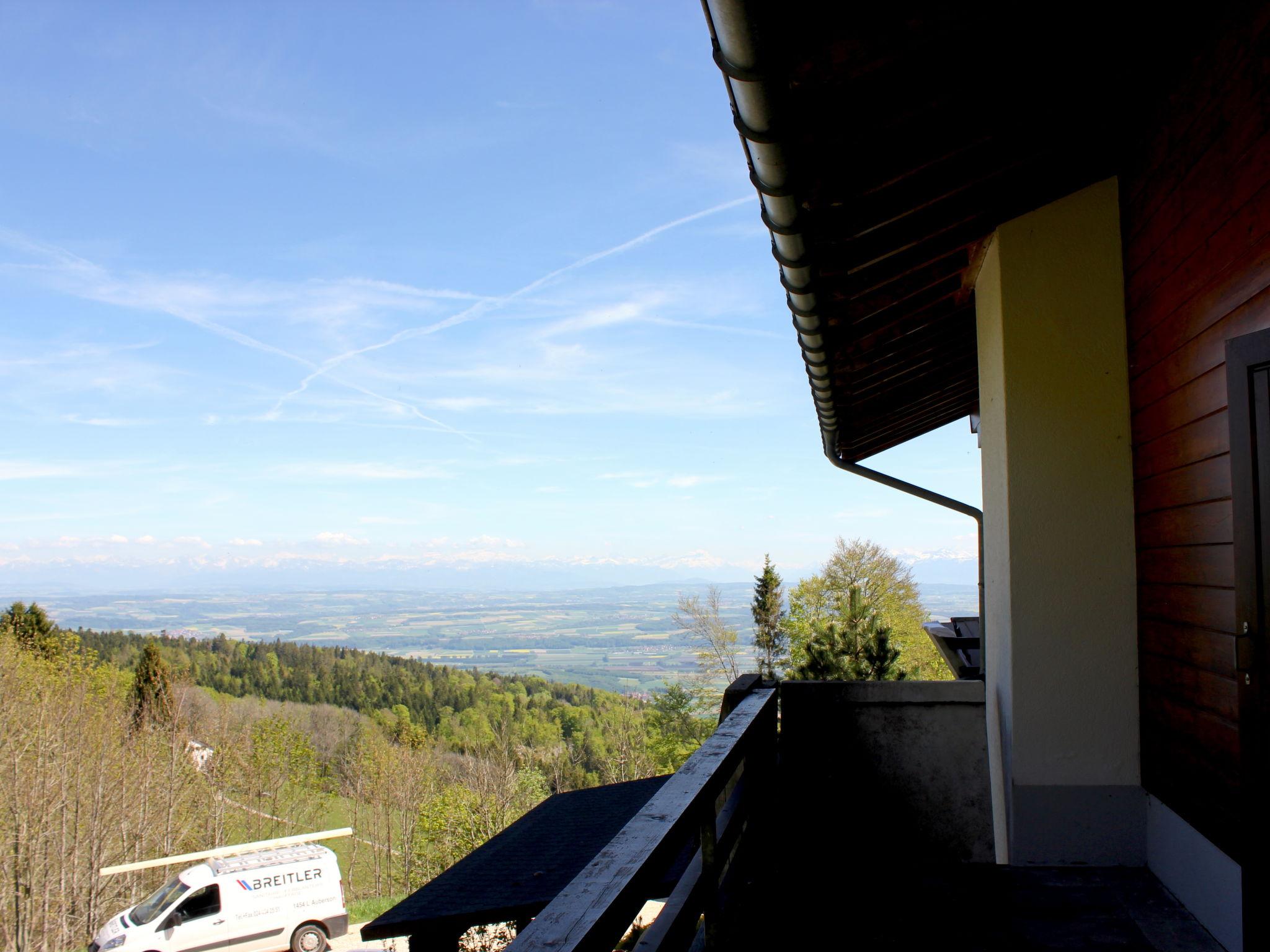 Foto 20 - Appartamento con 2 camere da letto a Sainte-Croix con terrazza e vista sulle montagne