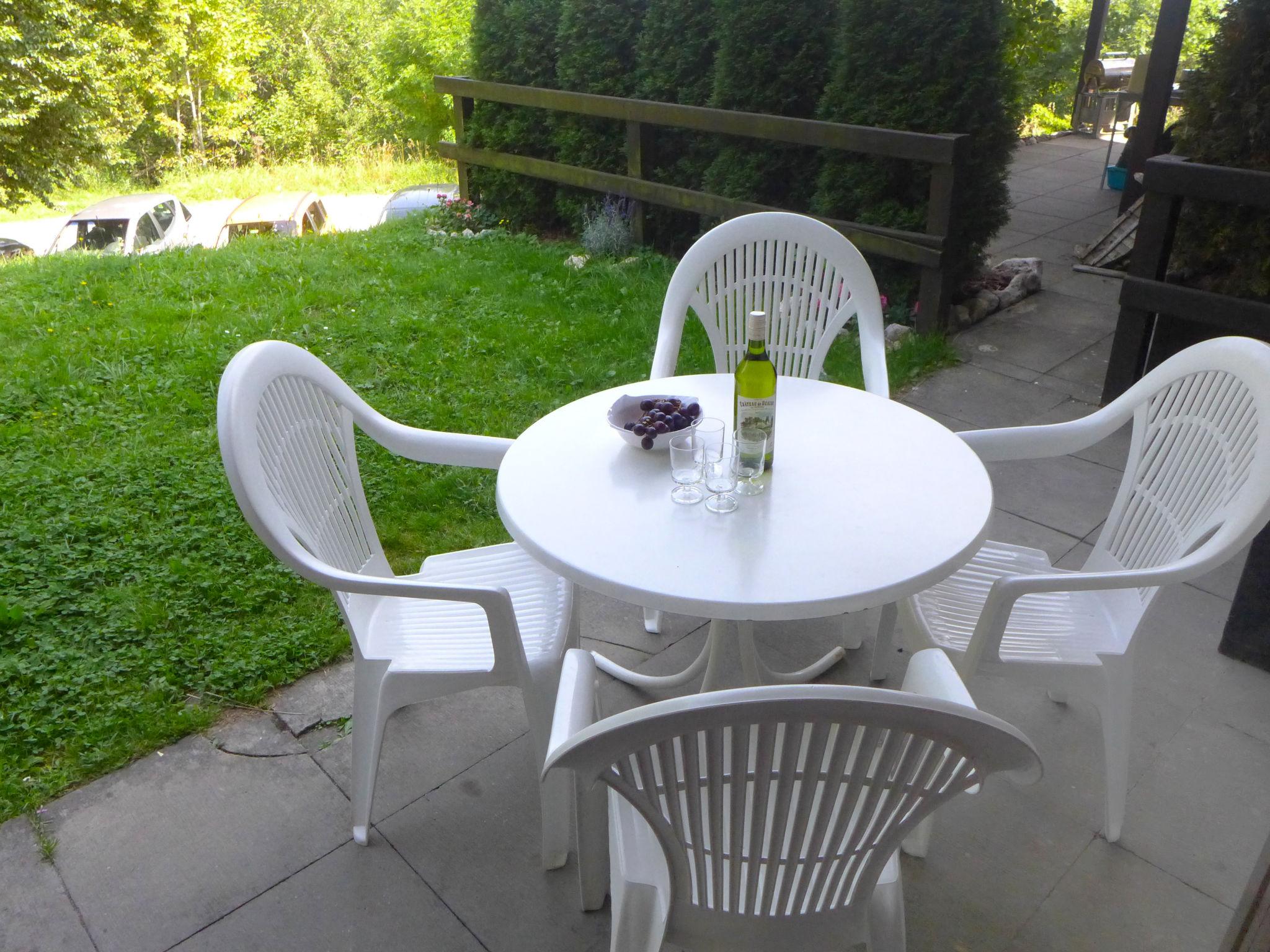 Photo 19 - 2 bedroom Apartment in Sainte-Croix with garden and terrace