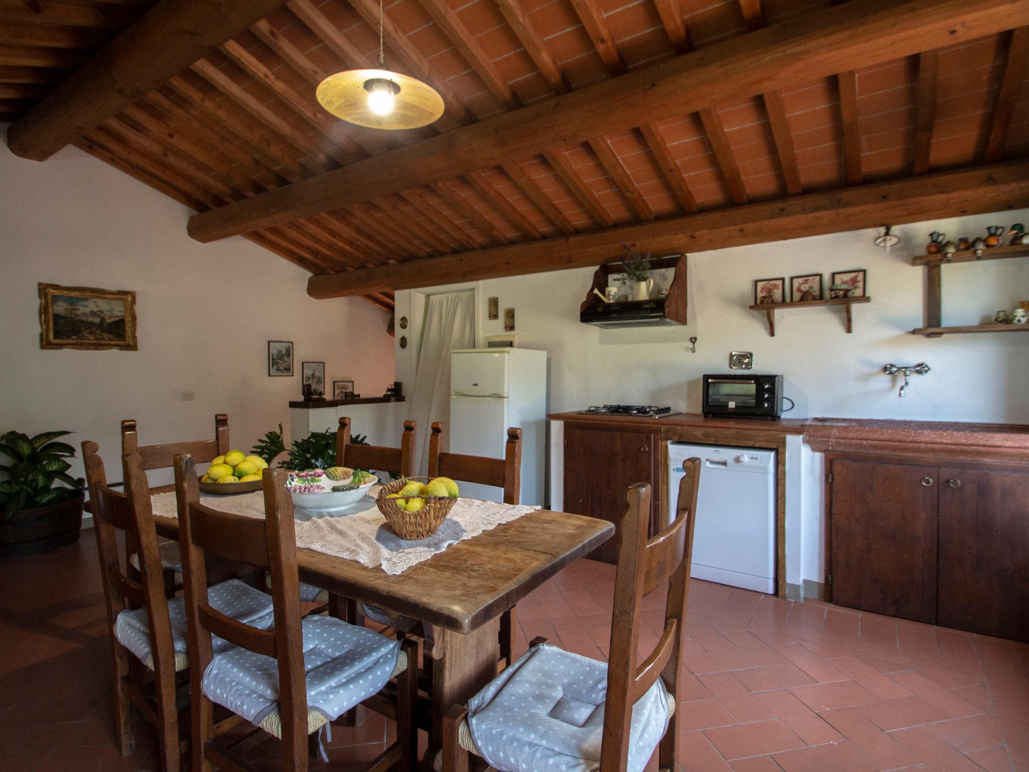 Foto 8 - Apartamento de 3 quartos em Serravalle Pistoiese com piscina e jardim