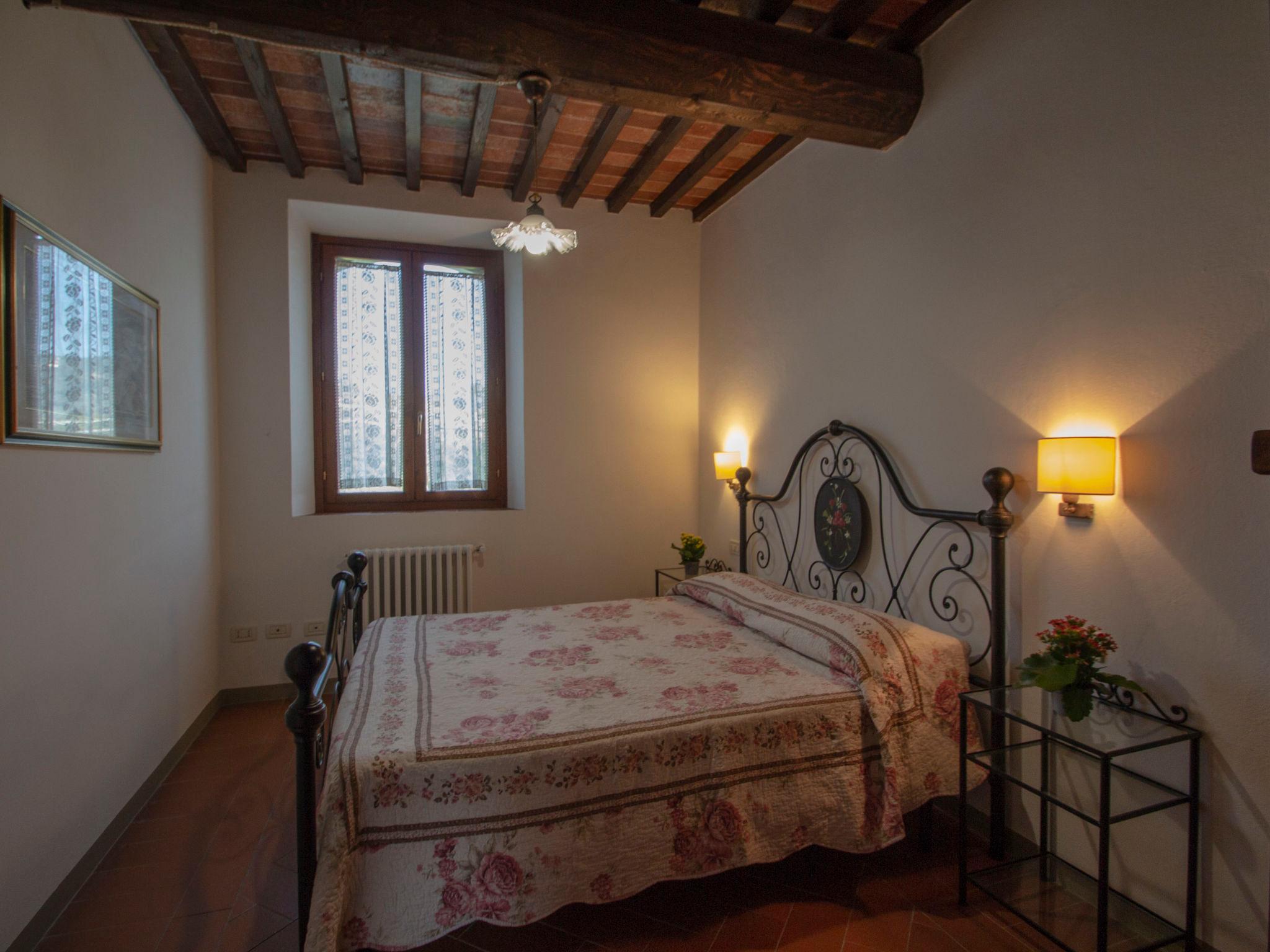 Foto 12 - Apartment mit 3 Schlafzimmern in Serravalle Pistoiese mit schwimmbad und garten