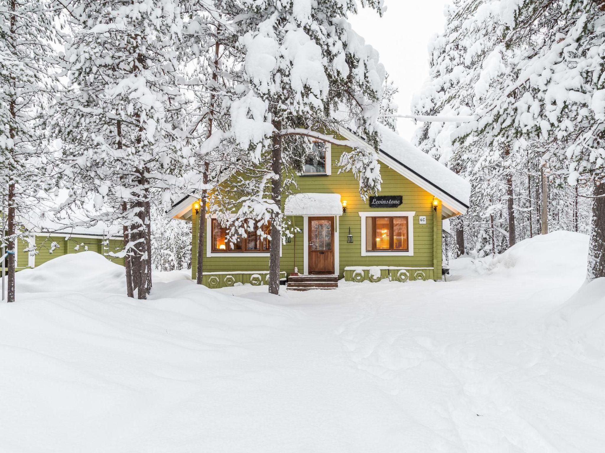 Foto 2 - Casa de 3 habitaciones en Kittilä con sauna y vistas a la montaña