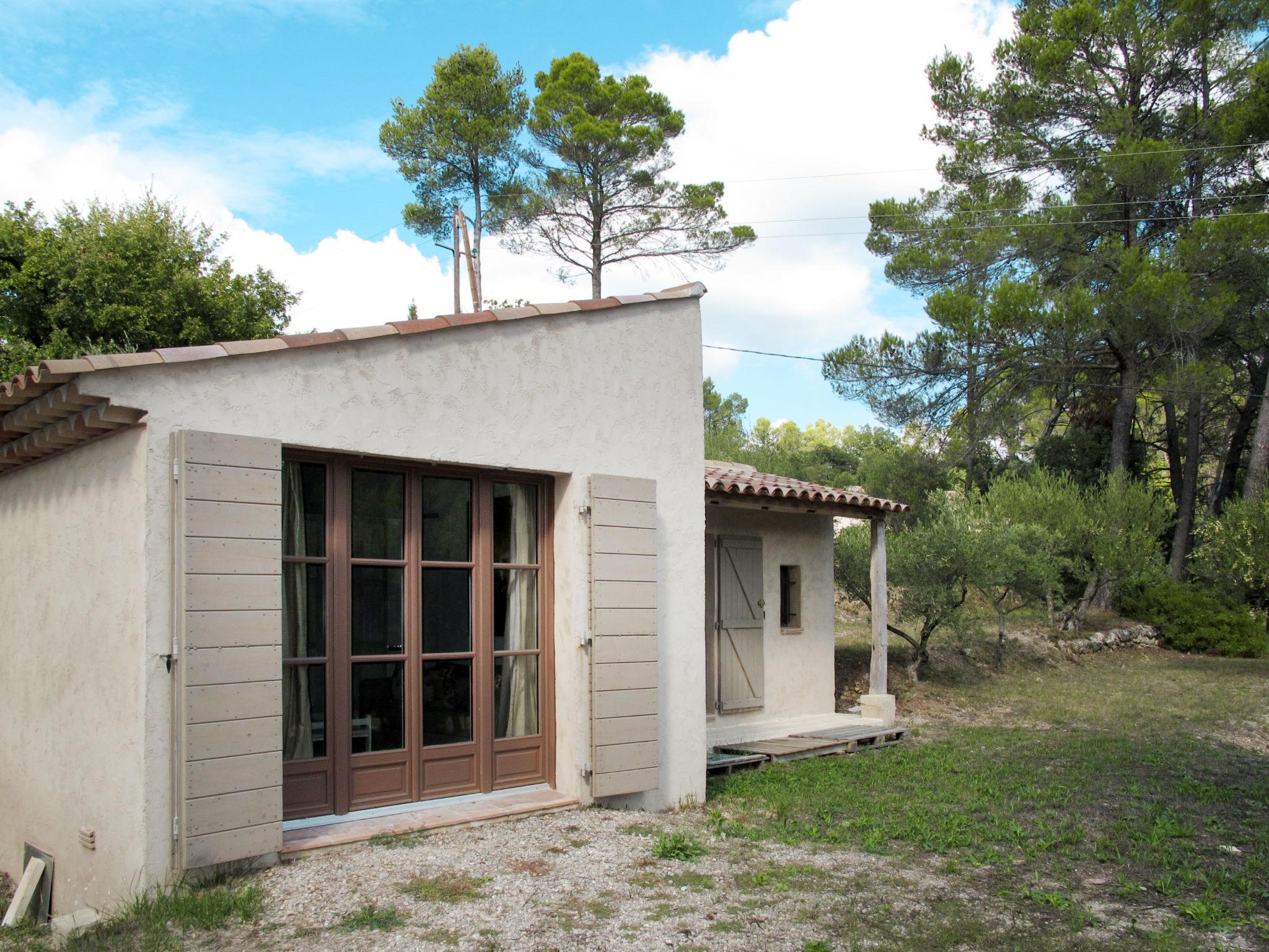 Foto 19 - Casa con 5 camere da letto a Lorgues con piscina privata e giardino